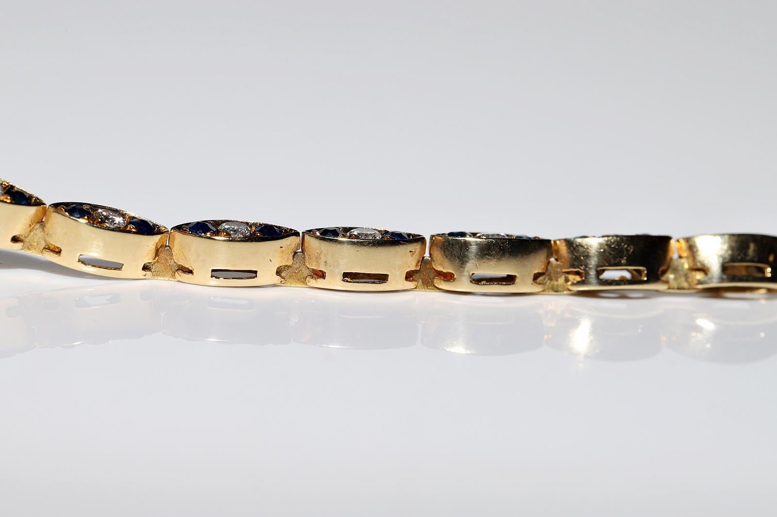 Vintage Circa 1980s 18k Gold Natural Diamond And Sapphire Decorated Bracelet For Sale 5