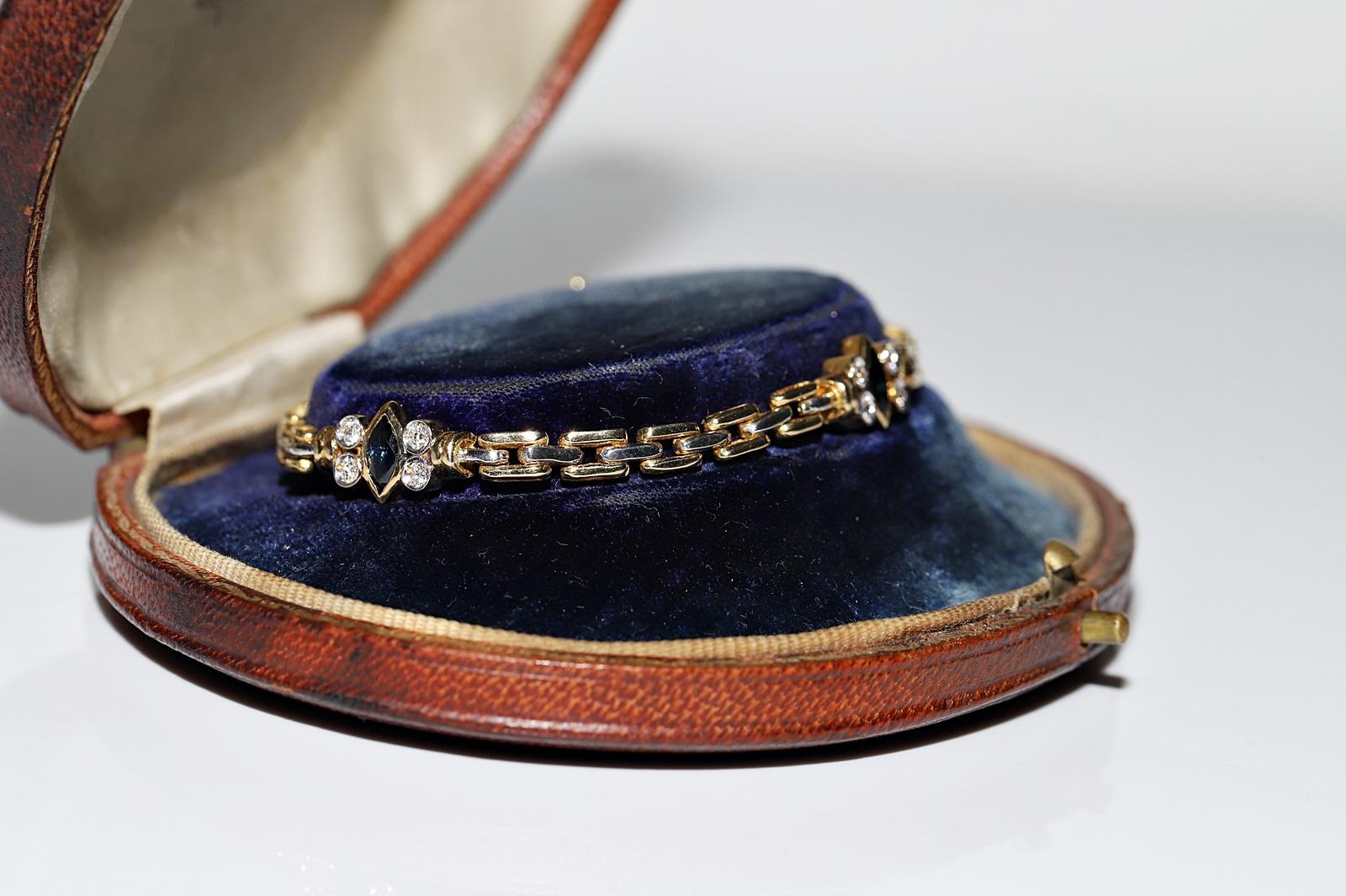 Vintage Circa 1980s 18k Gold Natural Diamond And Sapphire Decorated Bracelet For Sale 1