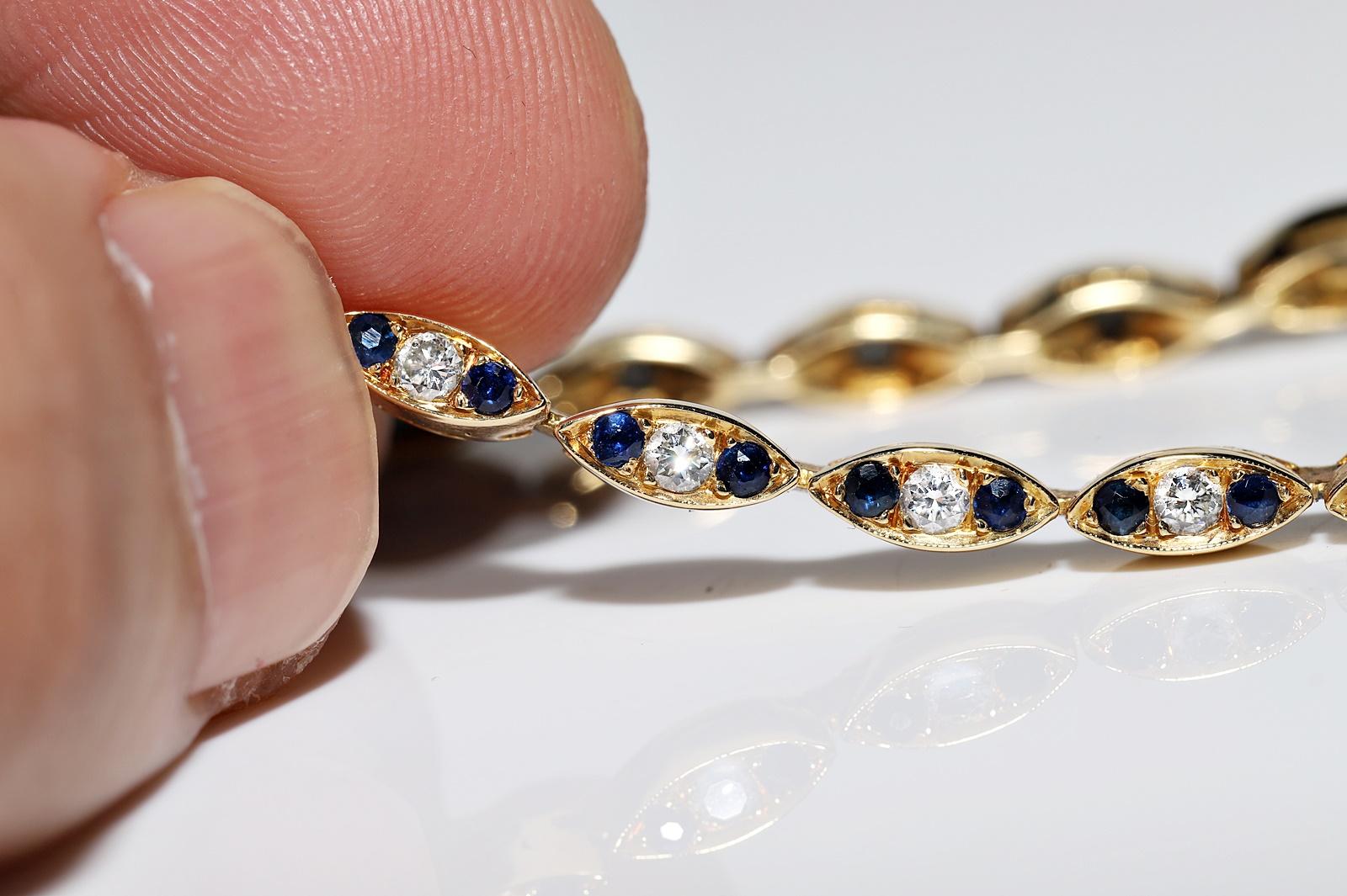 Vintage Circa 1980er Jahre 18k Gold Natürlicher Diamant und Saphir Dekoriertes Vintage-Armband im Angebot 3
