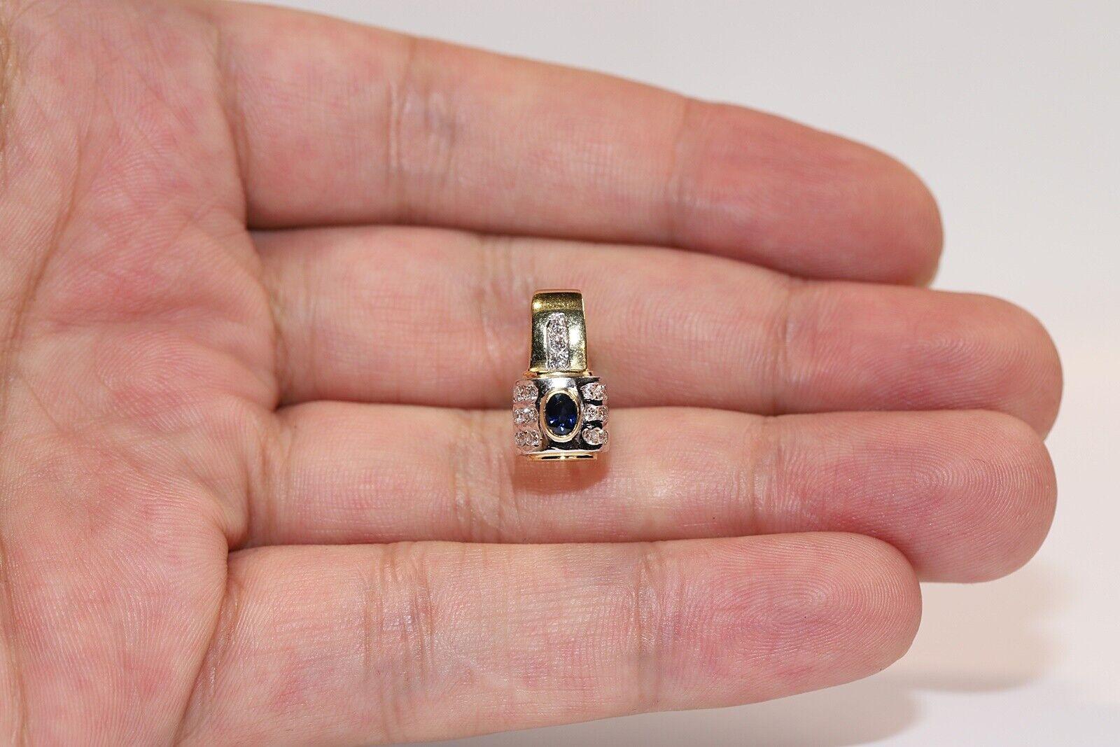 Pendiente Vintage Circa 1980s Oro 18k Decorado con Diamante Natural y Zafiro en venta 5