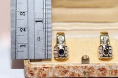 Pendiente Vintage Circa 1980s Oro 18k Decorado con Diamante Natural y Zafiro