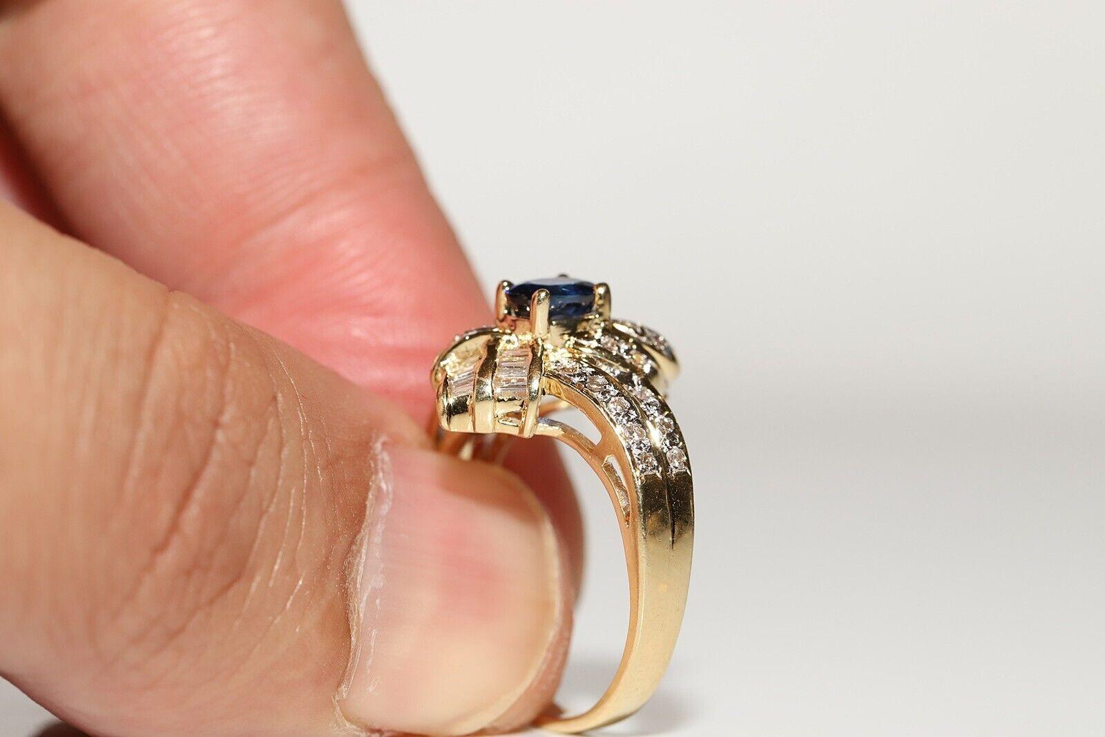 Vintage Circa 1980er Jahre 18k Gold Natürlicher Diamant und Saphir Dekorierter Navette Ring (Brillantschliff) im Angebot