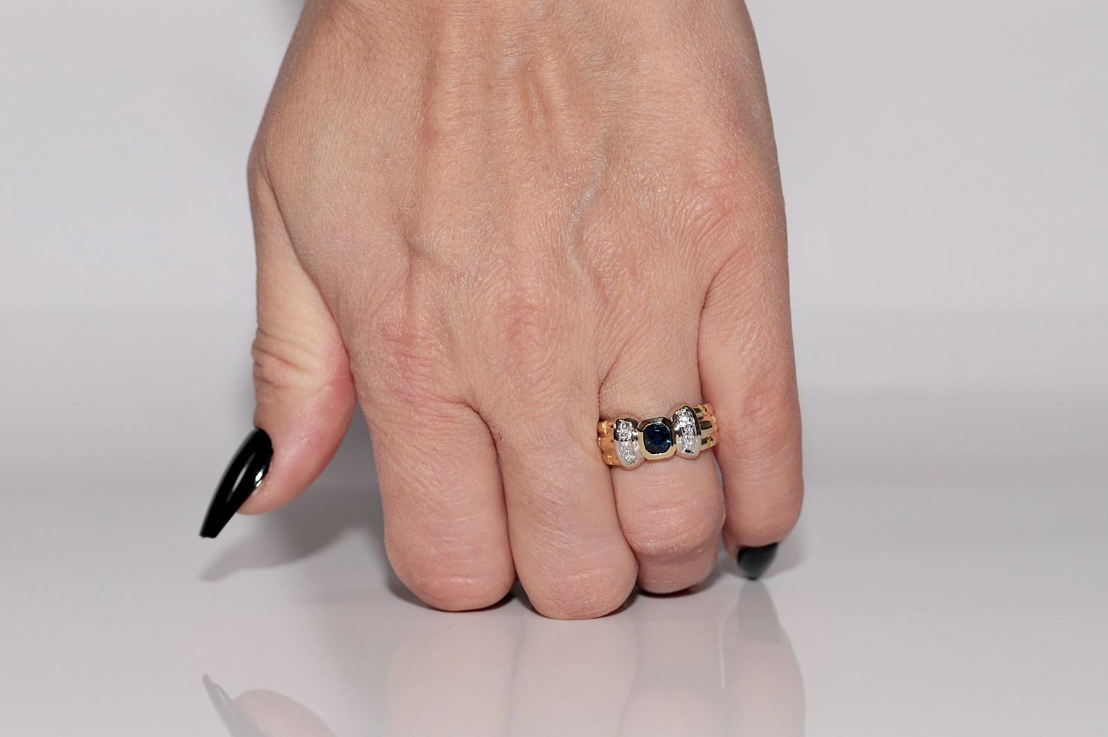 Vintage Circa 1980s 18k Gold Natural Diamond And Sapphire Decorated Ring For Sale 7