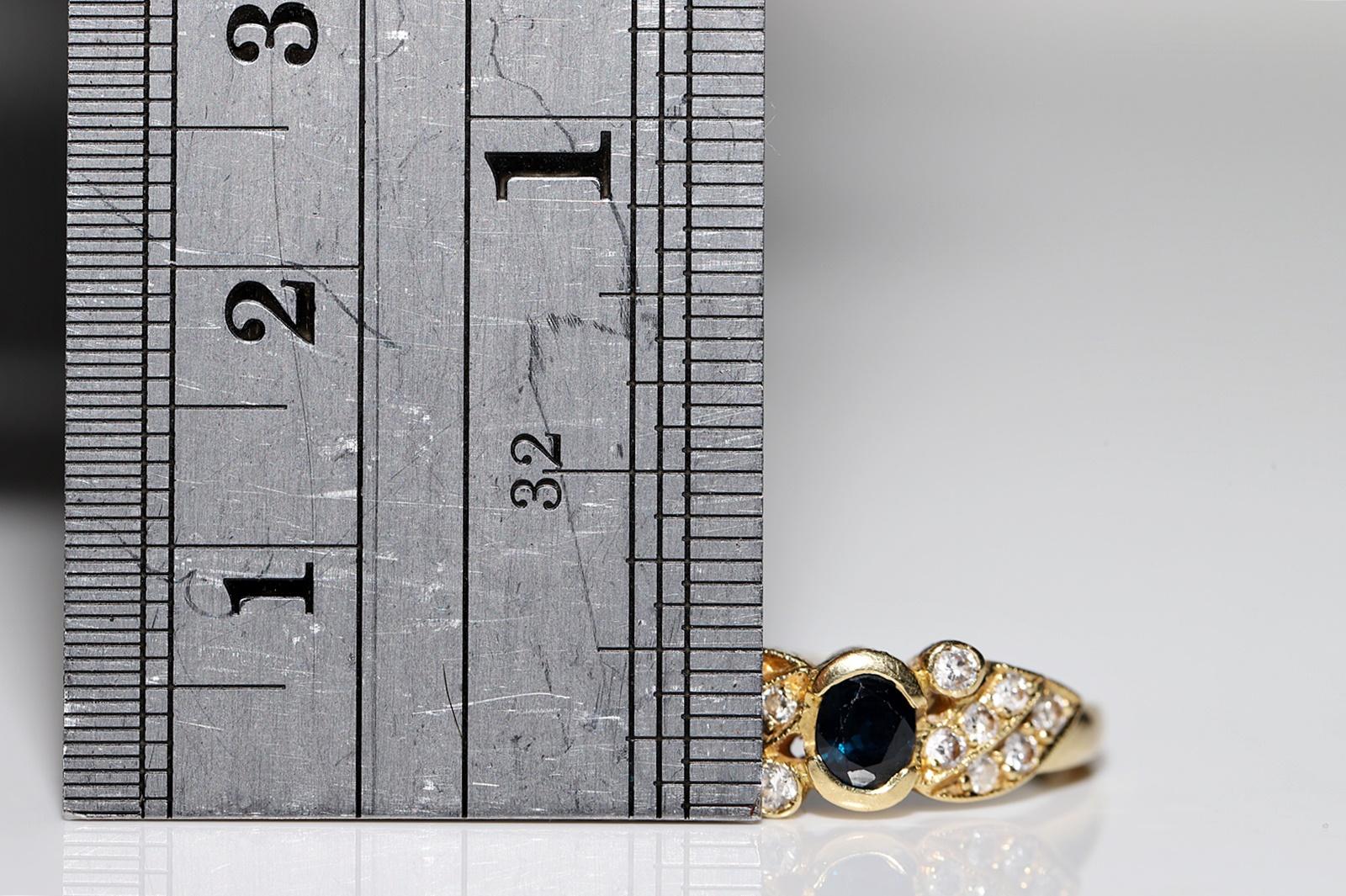 Vintage Circa 1980er Jahre 18k Gold Natürlicher Diamant und Saphir Dekorierter Ring im Angebot 7