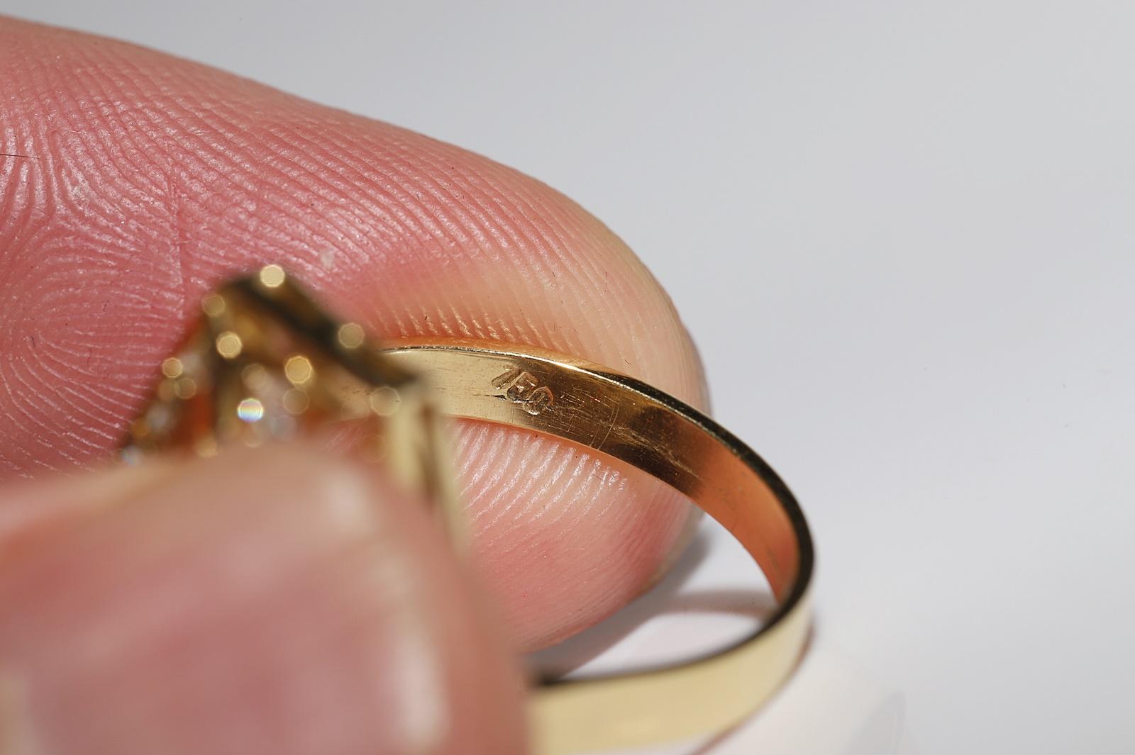 Vintage Circa 1980er Jahre 18k Gold Natürlicher Diamant und Saphir Dekorierter Ring im Angebot 10