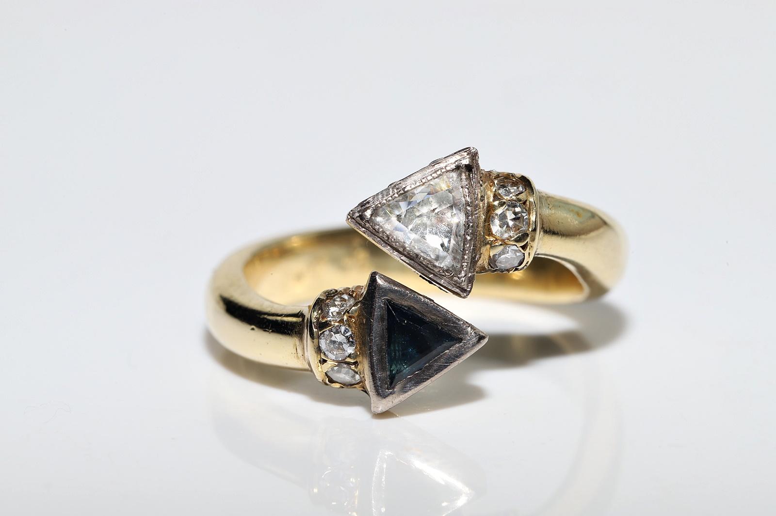 Rose Cut Vintage Circa 1980s 18k Gold Natural Diamond And Sapphire Decorated Ring For Sale