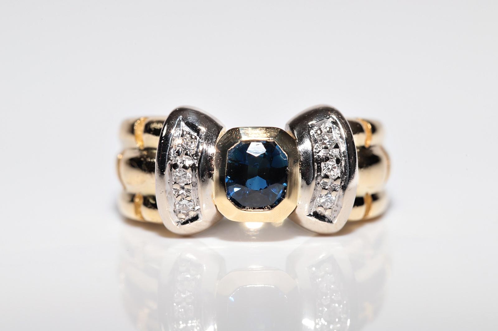 Brilliant Cut Vintage Circa 1980s 18k Gold Natural Diamond And Sapphire Decorated Ring For Sale