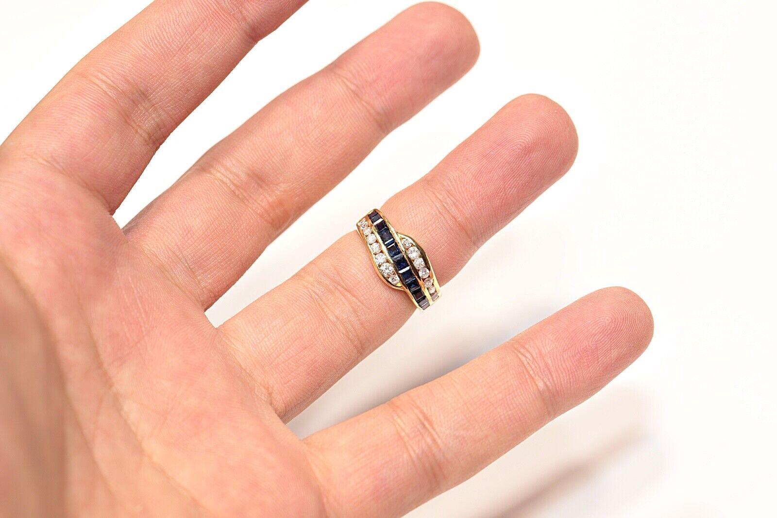 Vintage Circa 1980s 18k Gold Natural Diamond And Caliber Sapphire Ring In Good Condition For Sale In Fatih/İstanbul, 34