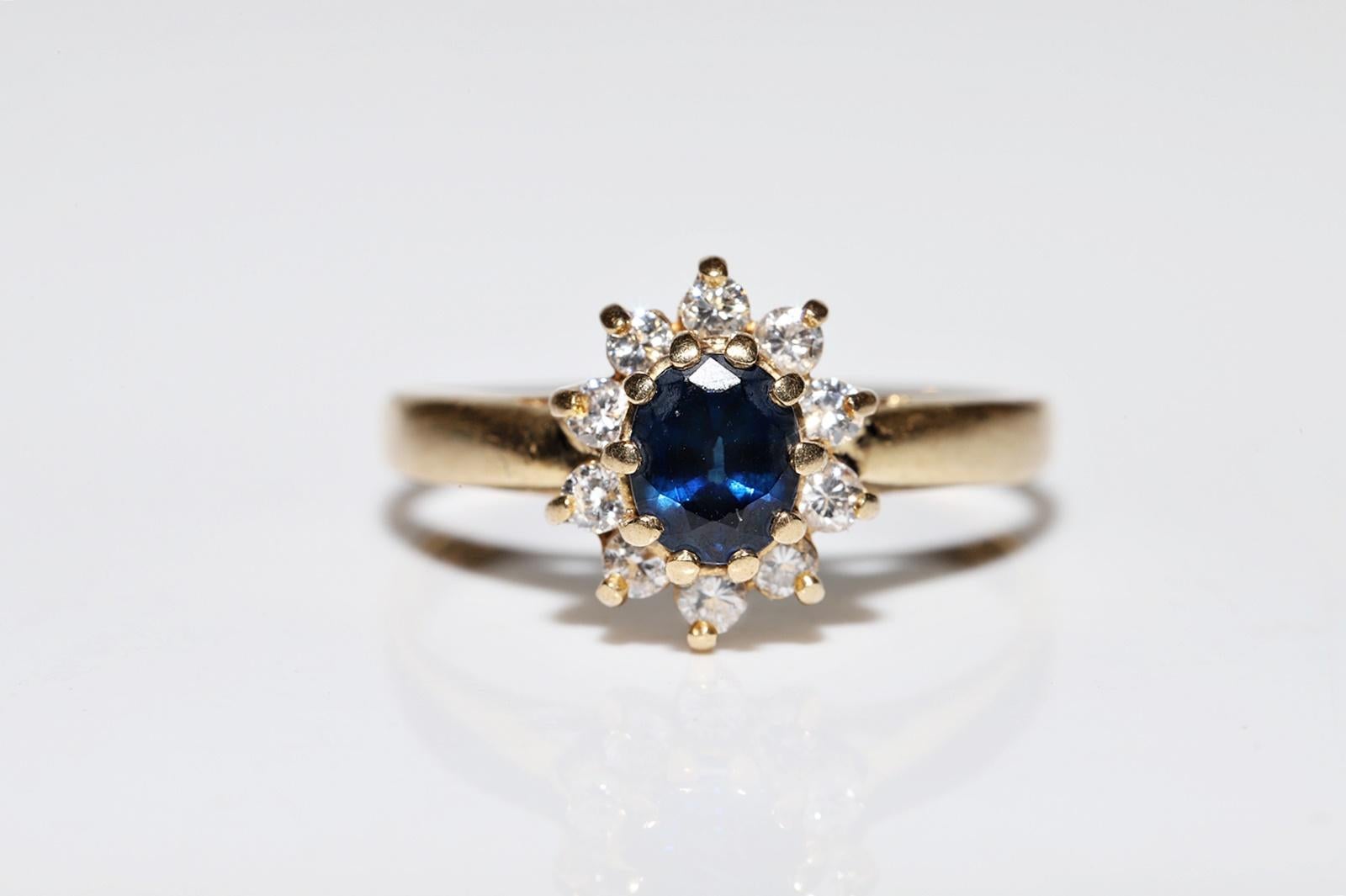 Women's Vintage Circa 1980s 18k Gold Natural Diamond And Sapphire Decorated Ring  For Sale