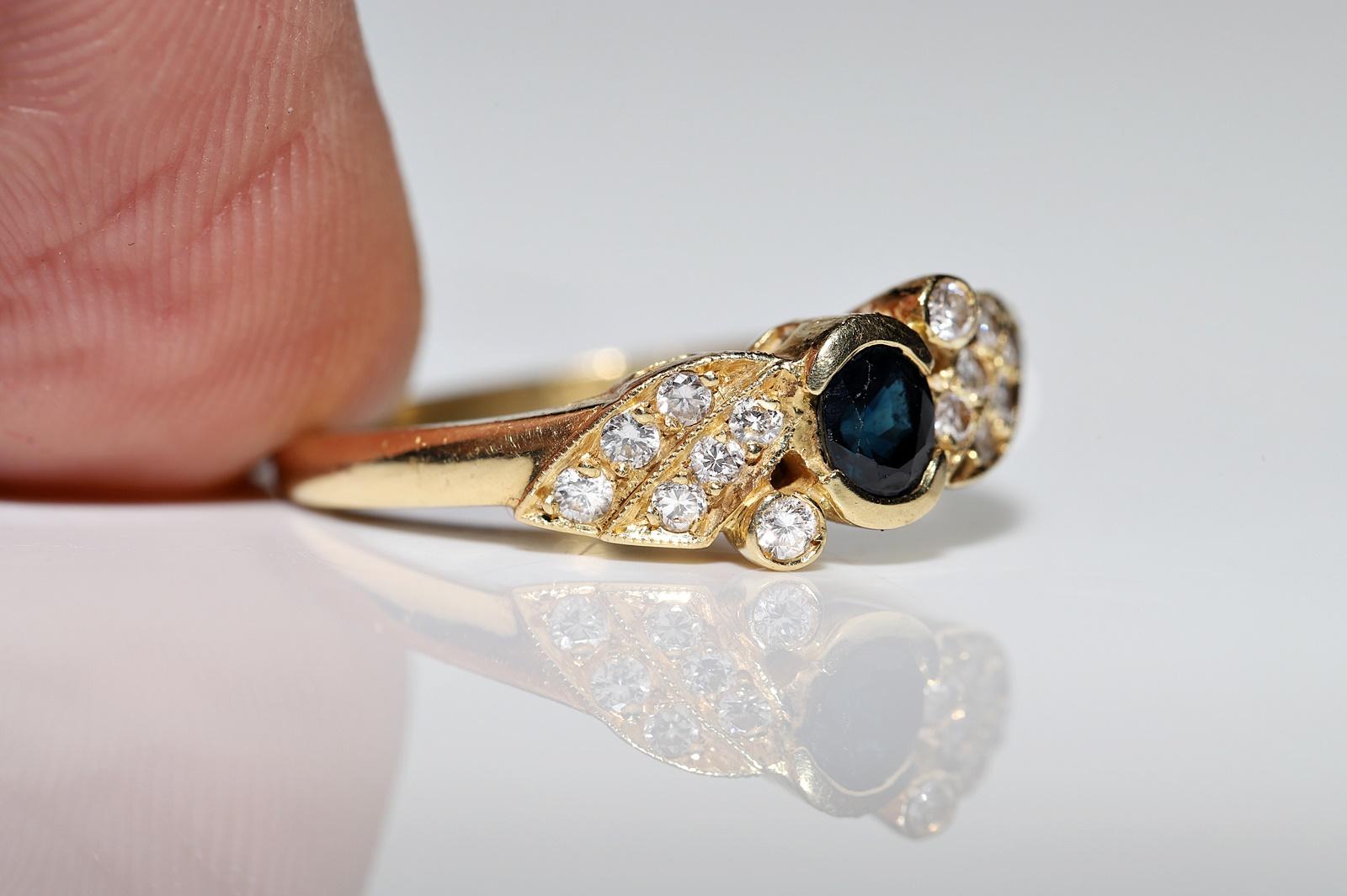 Vintage Circa 1980s 18k Gold Natural Diamond And Sapphire Decorated Ring For Sale 1