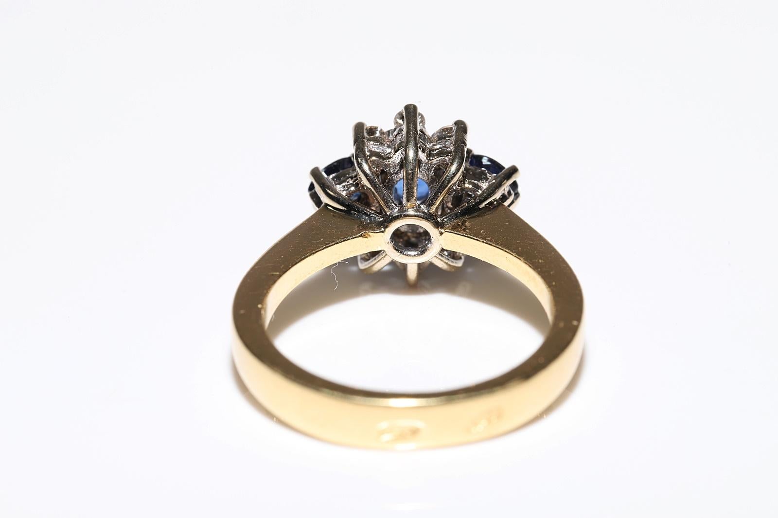 Vintage Circa 1980s 18k Gold Natural Diamond And Sapphire Decorated Ring For Sale 1