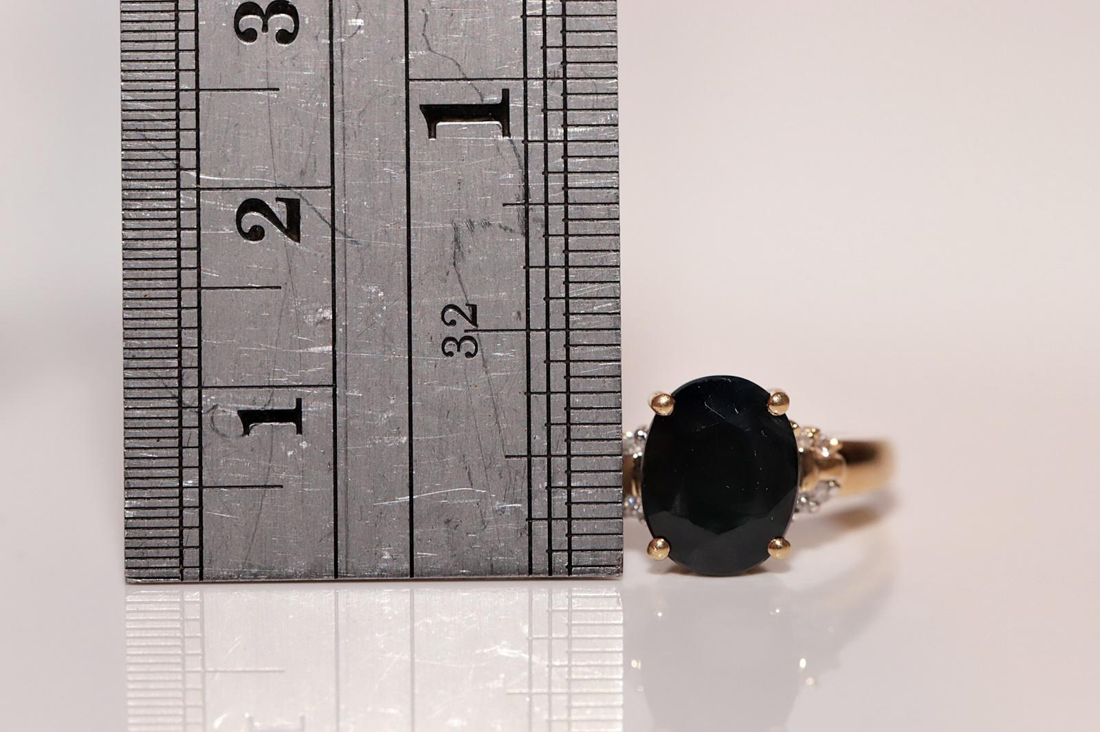 Vintage Circa 1980s 18k Gold Natural Diamond And Sapphire Decorated Ring For Sale 1