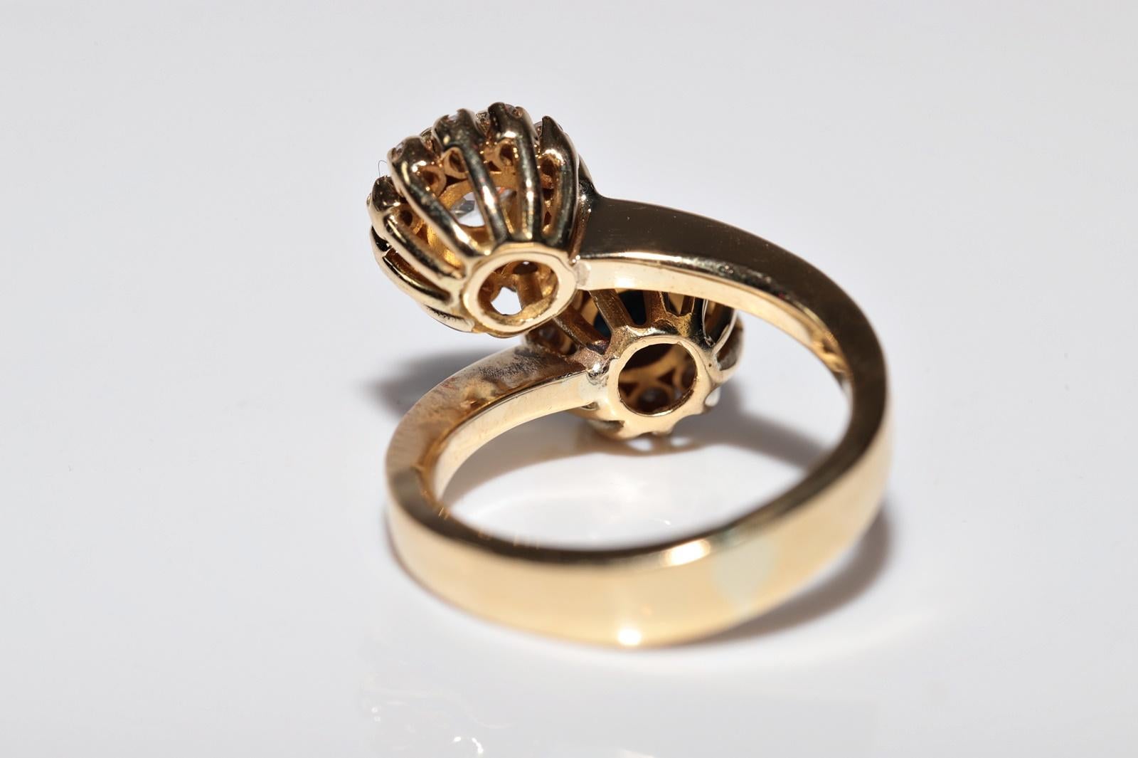 Vintage Circa 1980er Jahre 18k Gold Natürlicher Diamant und Saphir Dekorierter starker Ring im Angebot 2