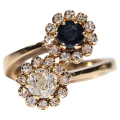 Vintage Circa 1980s 18k Gold Natural Diamond And Sapphire Decorated Strong Ring