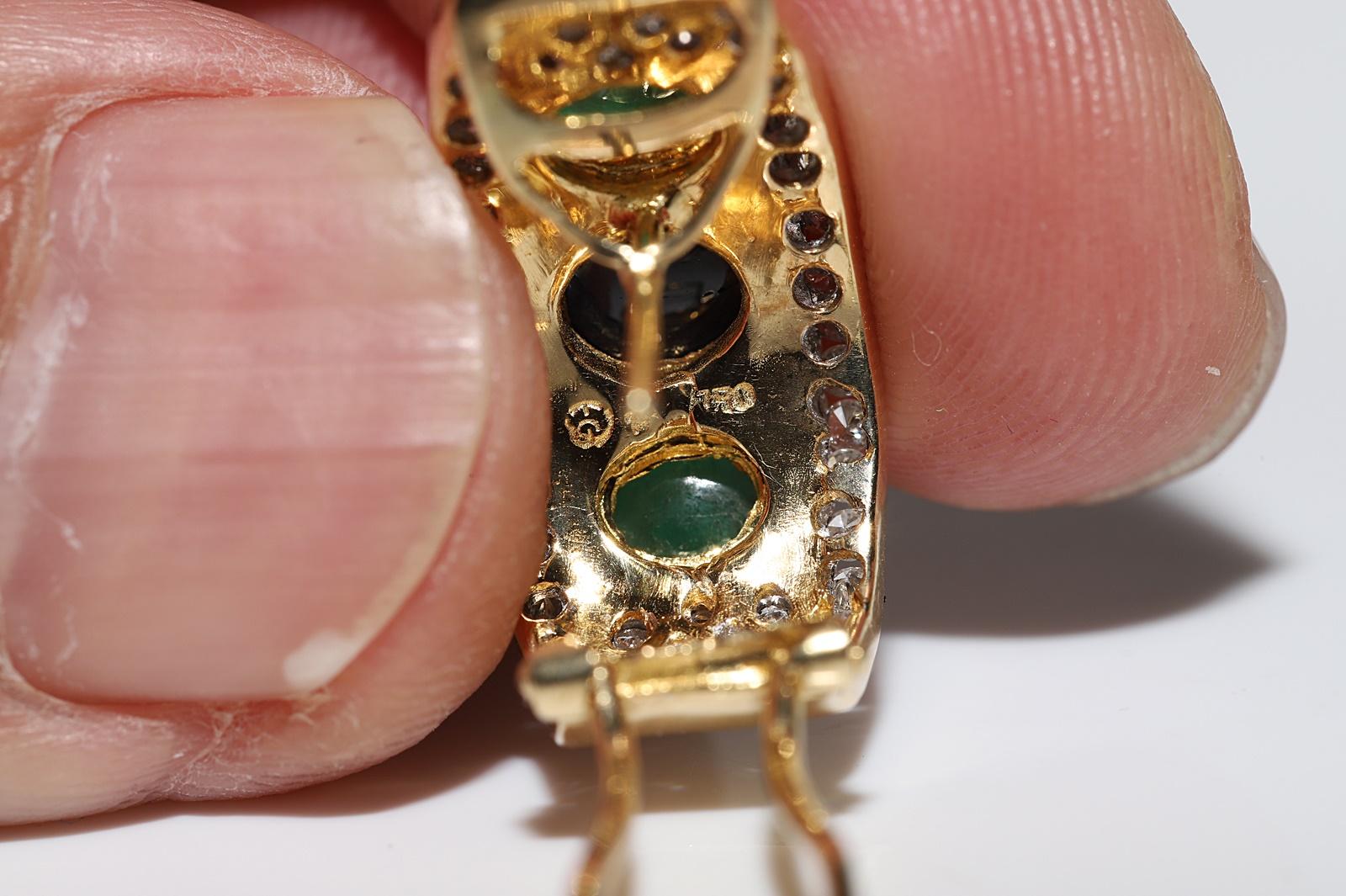 Vintage Circa 1980s 18k Gold Natural Diamond And Sapphire Emerald Earring For Sale 4