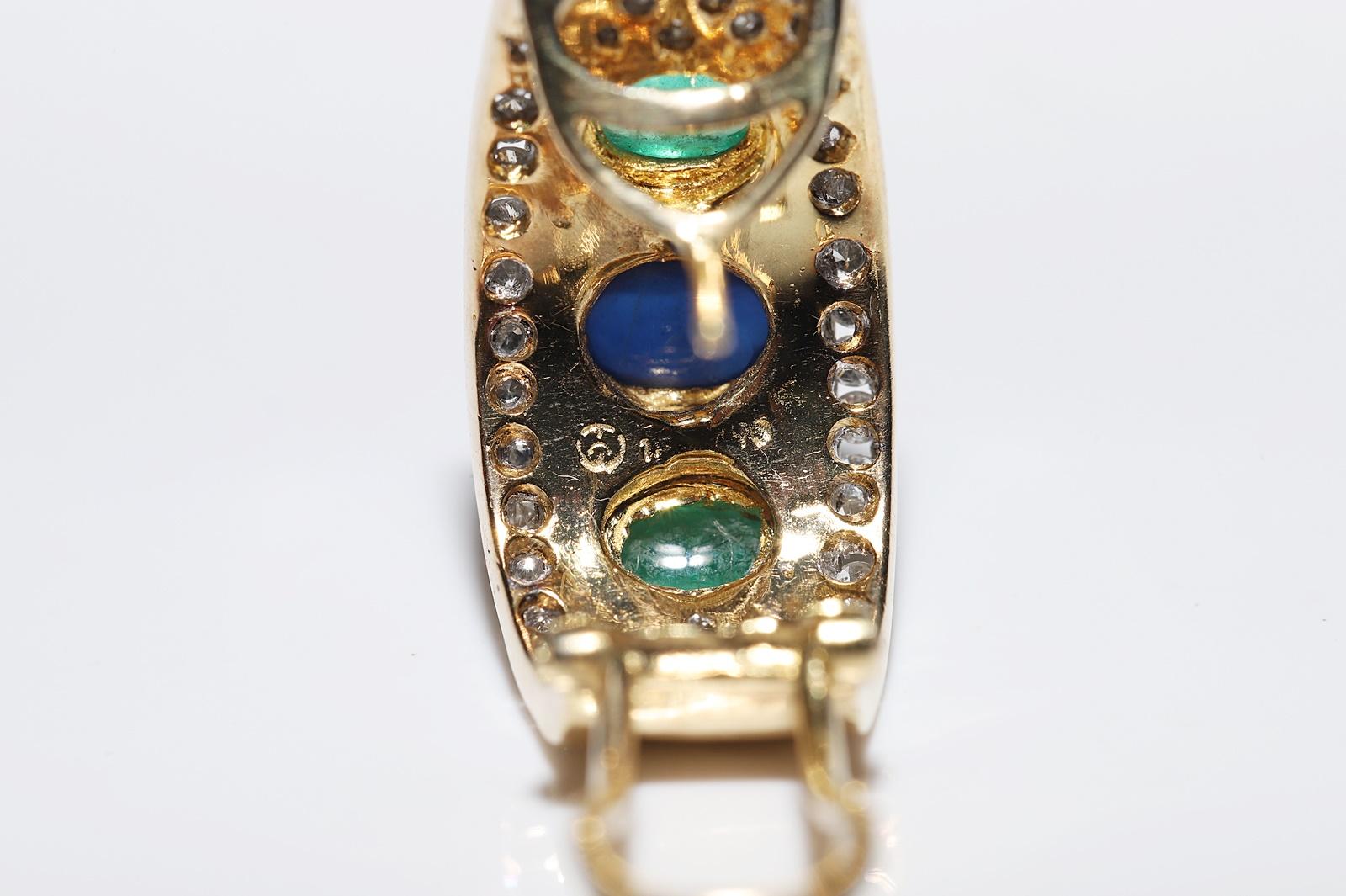 Vintage Circa 1980s 18k Gold Natural Diamond And Sapphire Emerald Earring For Sale 3