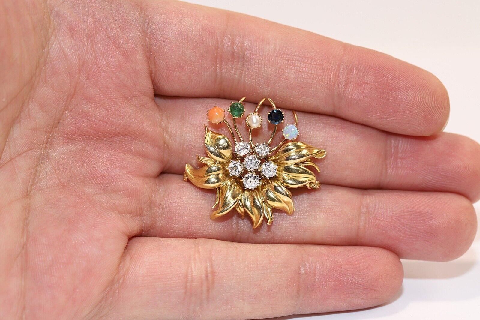 Vintage Circa 1980s 18k Gold Natural Diamond And Sapphire Emerald Opal Brooch For Sale 3
