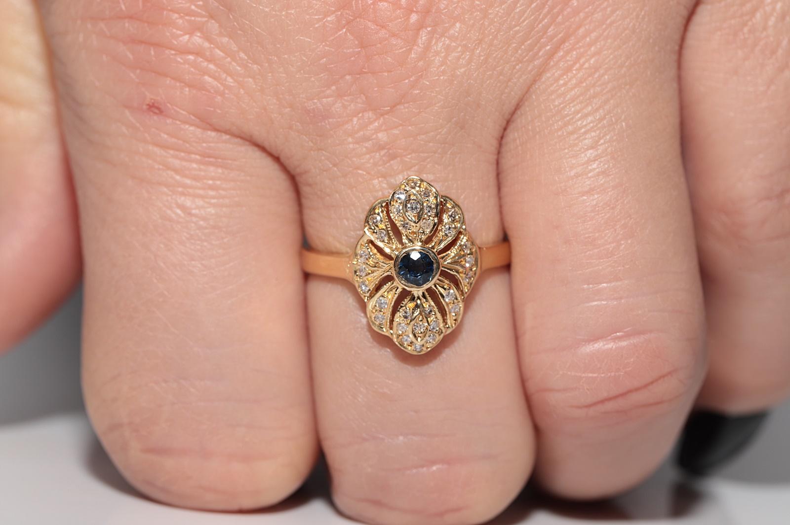 Vintage Circa 1980s 18k Gold Natural Diamond And Sapphire Navette Ring For Sale 10