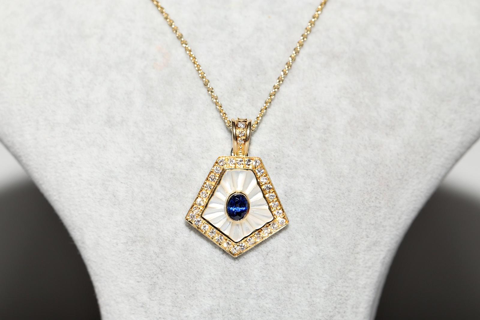 Rétro Collier pendentif vintage des années 1980, en or 18 carats, diamant naturel, saphir et perle en vente