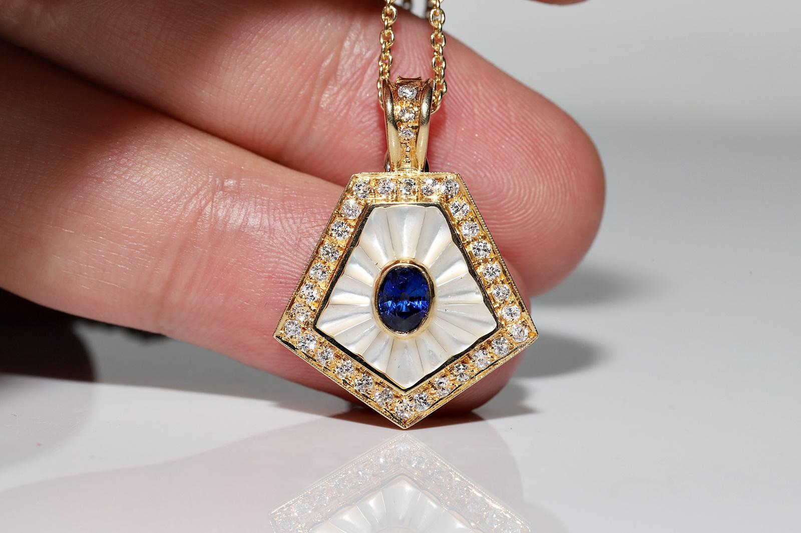 Vintage Circa 1980s 18k Gold Natural Diamond And Sapphire Pearl Pendant Necklace In Good Condition For Sale In Fatih/İstanbul, 34