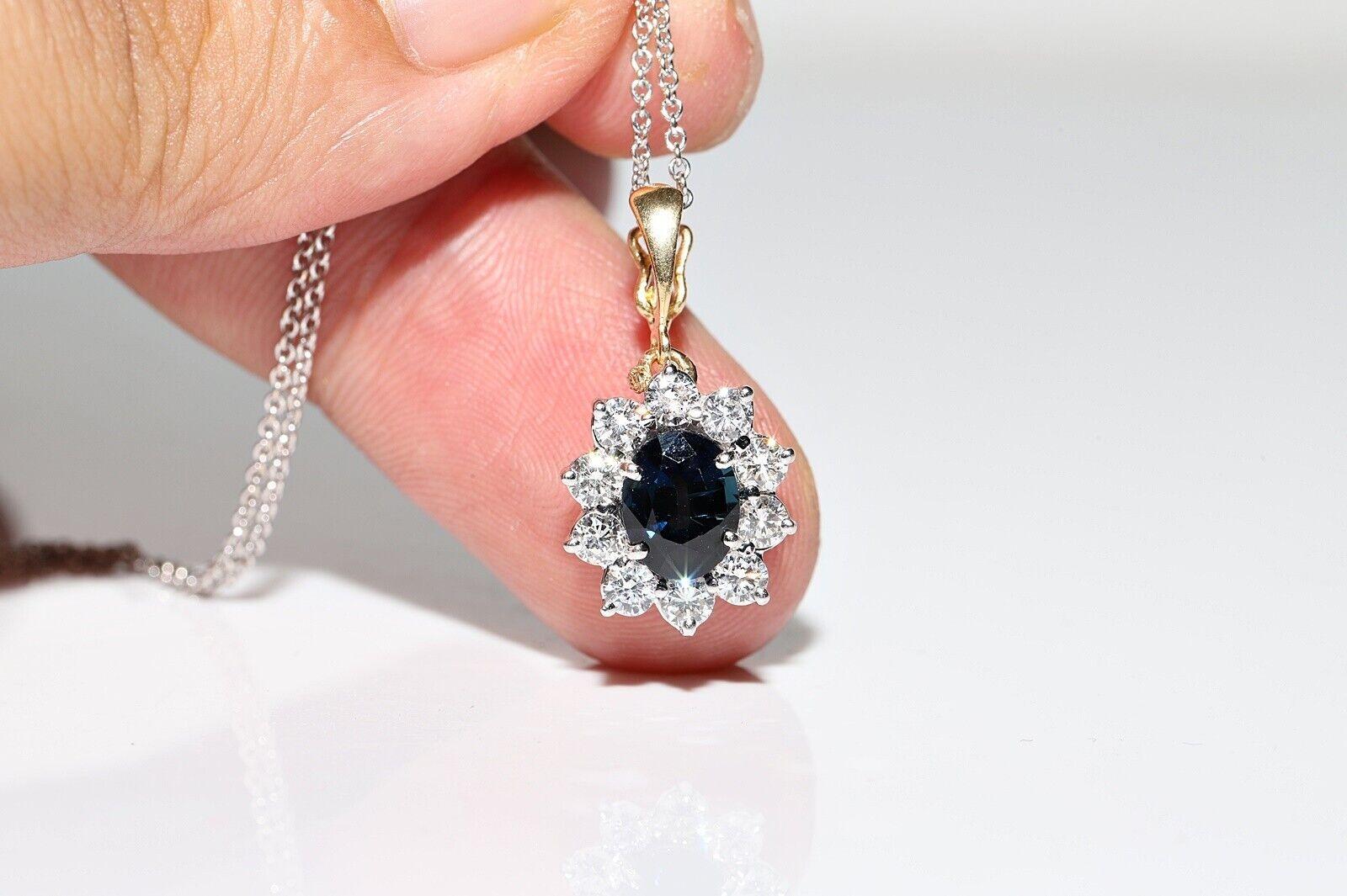 Vintage Circa 1980s 18k Gold Natural Diamond And Sapphire  Pendant Necklace For Sale 1