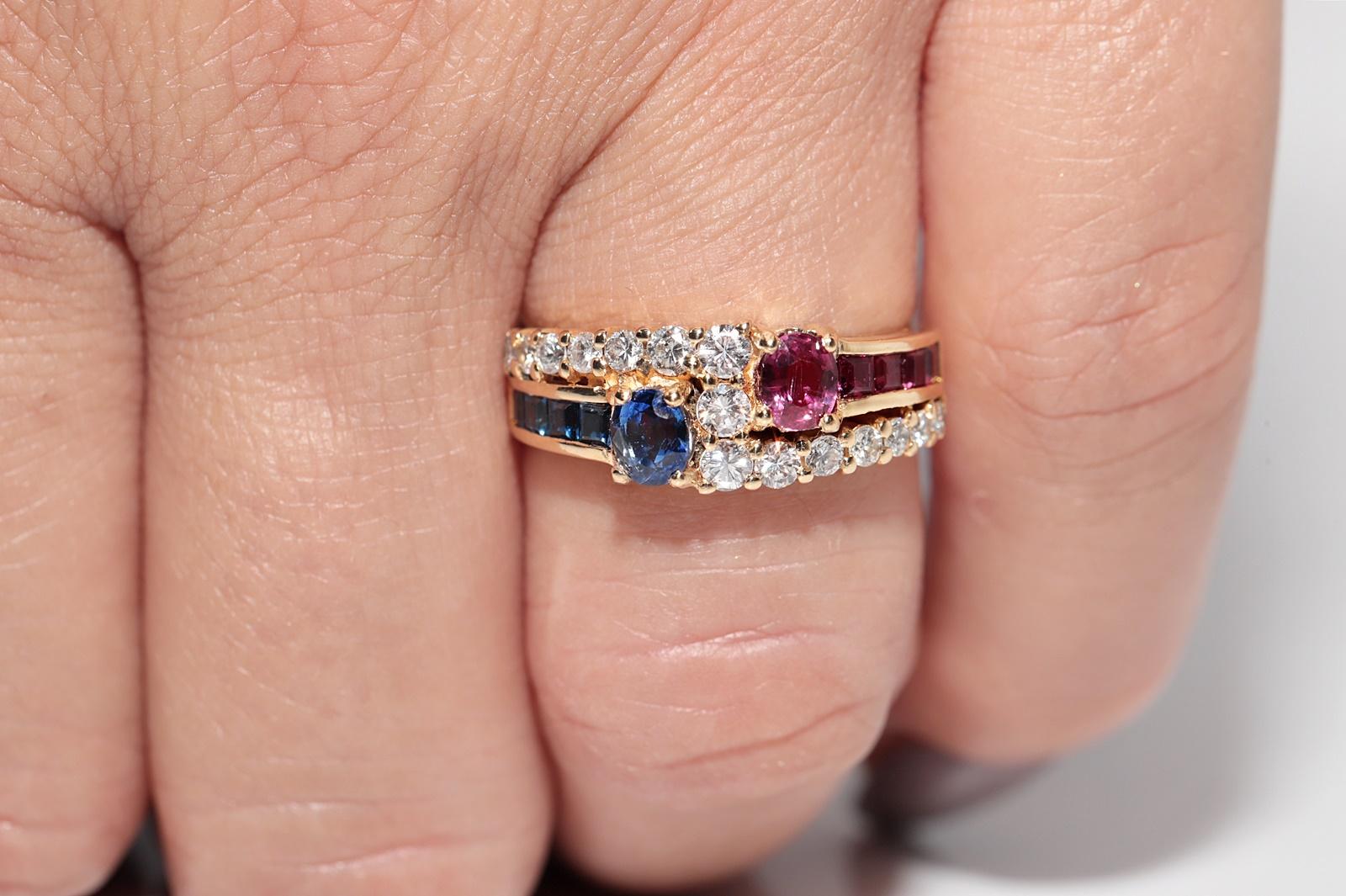 Vintage CIRCA 1980er Jahre 18k Gold natürlichen Diamanten und Saphir Rubin verziert Ring (Brillantschliff) im Angebot