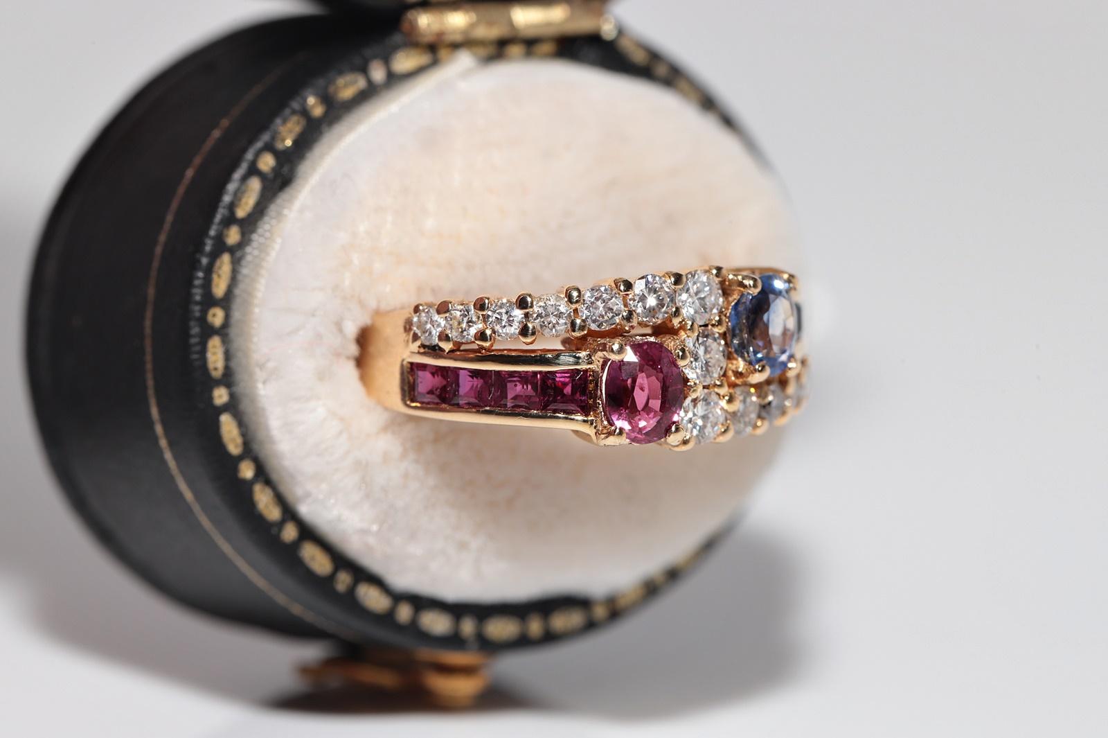 Vintage CIRCA 1980er Jahre 18k Gold natürlichen Diamanten und Saphir Rubin verziert Ring im Angebot 2