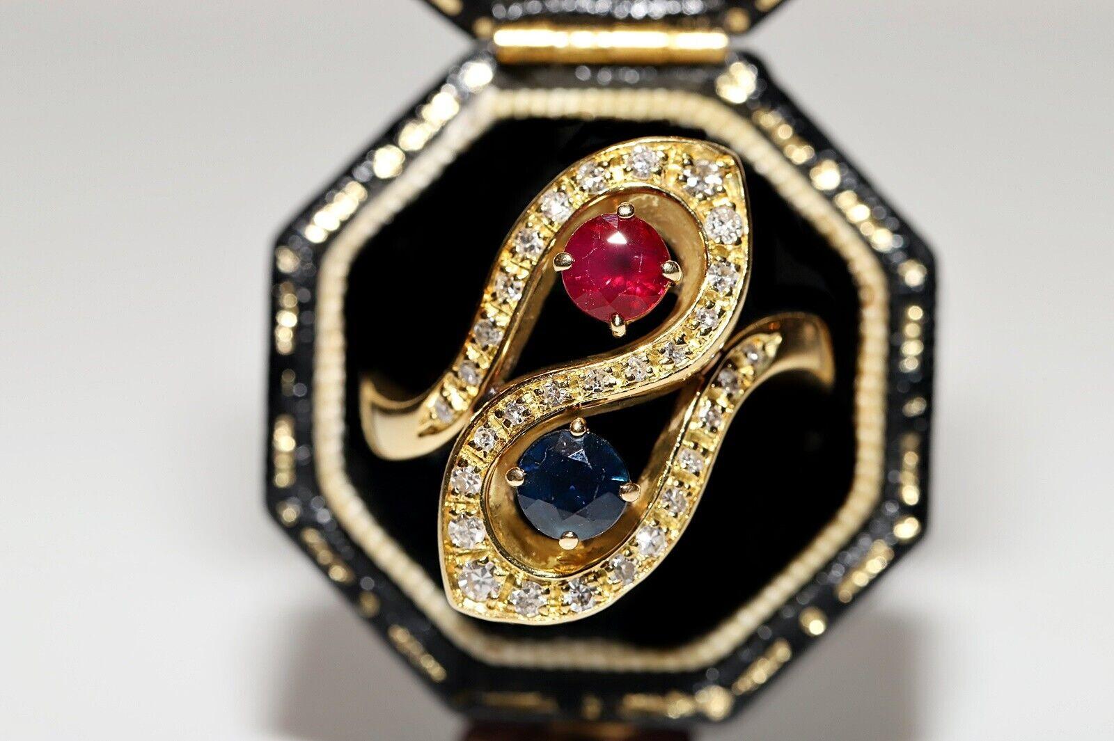 Vintage Circa 1980s 18k Gold Natural Diamond And Sapphire Ruby Ring For Sale 6