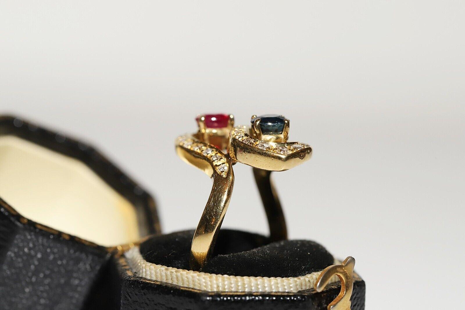 Vintage Circa 1980s 18k Gold Natural Diamond And Sapphire Ruby Ring For Sale 7
