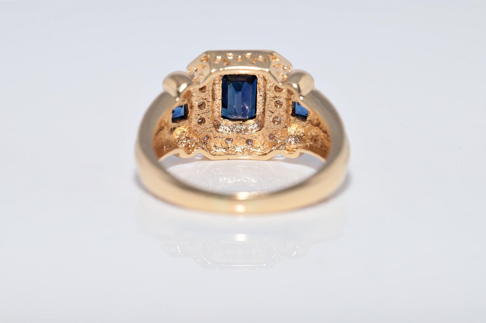 Anello in oro 18k con diamanti naturali e zaffiri taglio quadrato, vintage, circa anni '80 in vendita 6