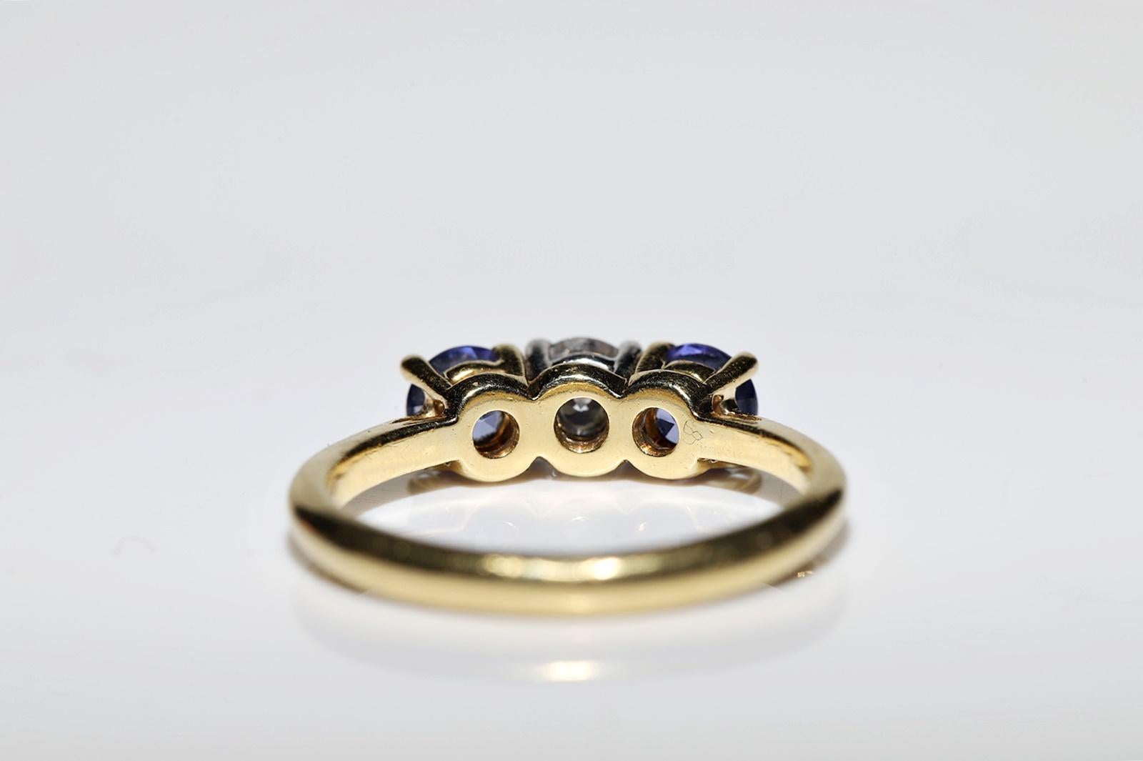 Vintage Circa 1980s 18k Gold Natural Diamond And Tanzanite Decorated Ring For Sale 4