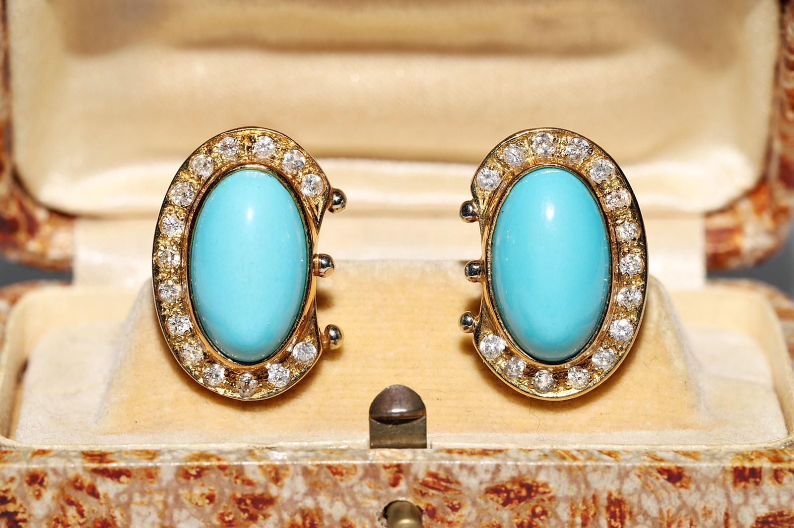 Retro Vintage Circa 1980s 18k Gold Natural Diamond And Turquoise Decorated Earring For Sale