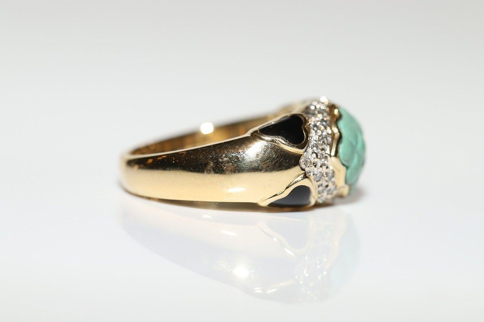 Retro Vintage Circa 1980s 18k Gold Natural Diamond And Turquoise Decorated Ring  For Sale
