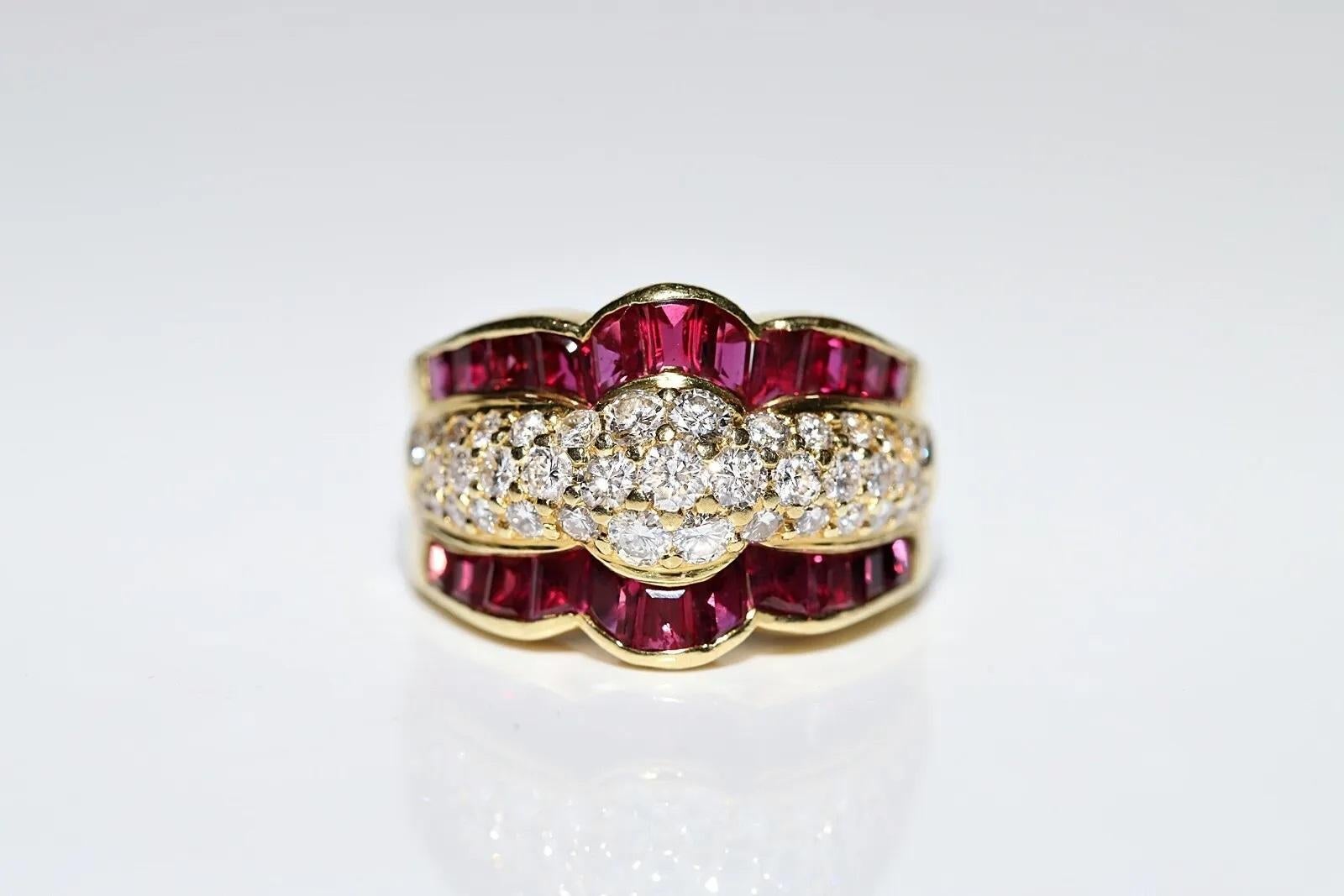 Taglio brillante Anello forte decorato in oro 18k con diamante naturale e rubino, CIRCA GLI ANNI 80 in vendita