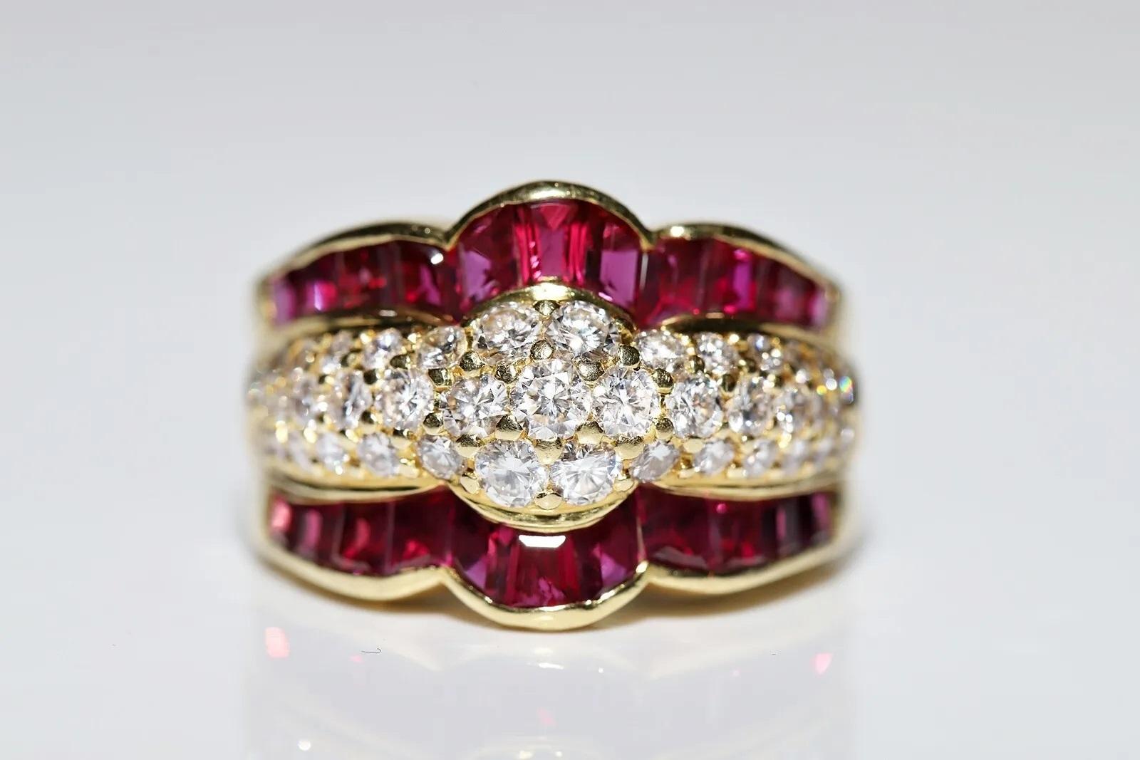 Anello forte decorato in oro 18k con diamante naturale e rubino, CIRCA GLI ANNI 80 in vendita 1