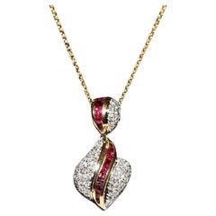 Vintage Circa 1980s 18k Gold Natural Diamond Caliber Ruby Necklace