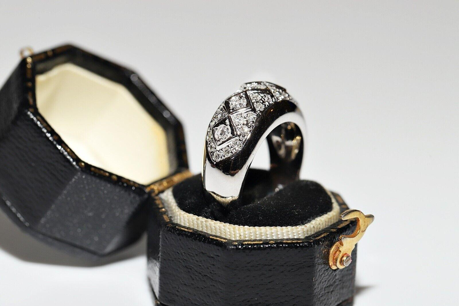 Vintage Circa 1980er Jahre 18k Gold Natürlicher Diamant Dekorierter Ring mit natürlichem Diamant  im Angebot 4