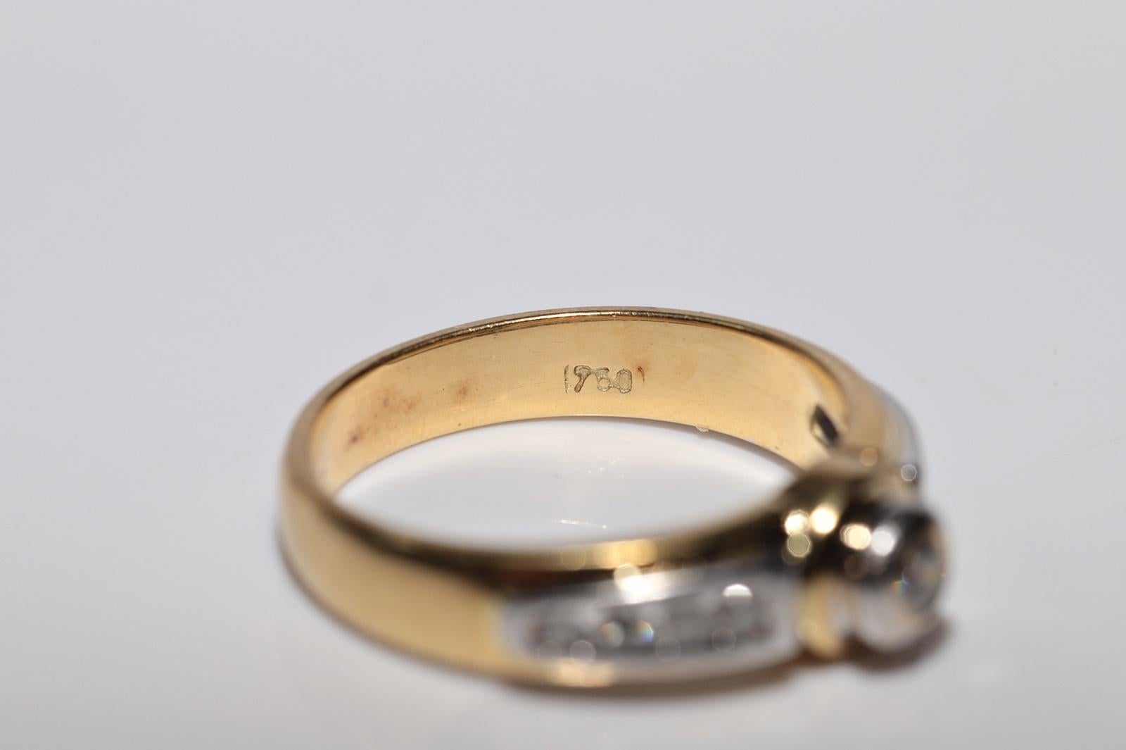 Vintage Circa 1980er Jahre 18k Gold Natürlicher Diamant Dekorierter Ring mit natürlichem Diamant im Angebot 4