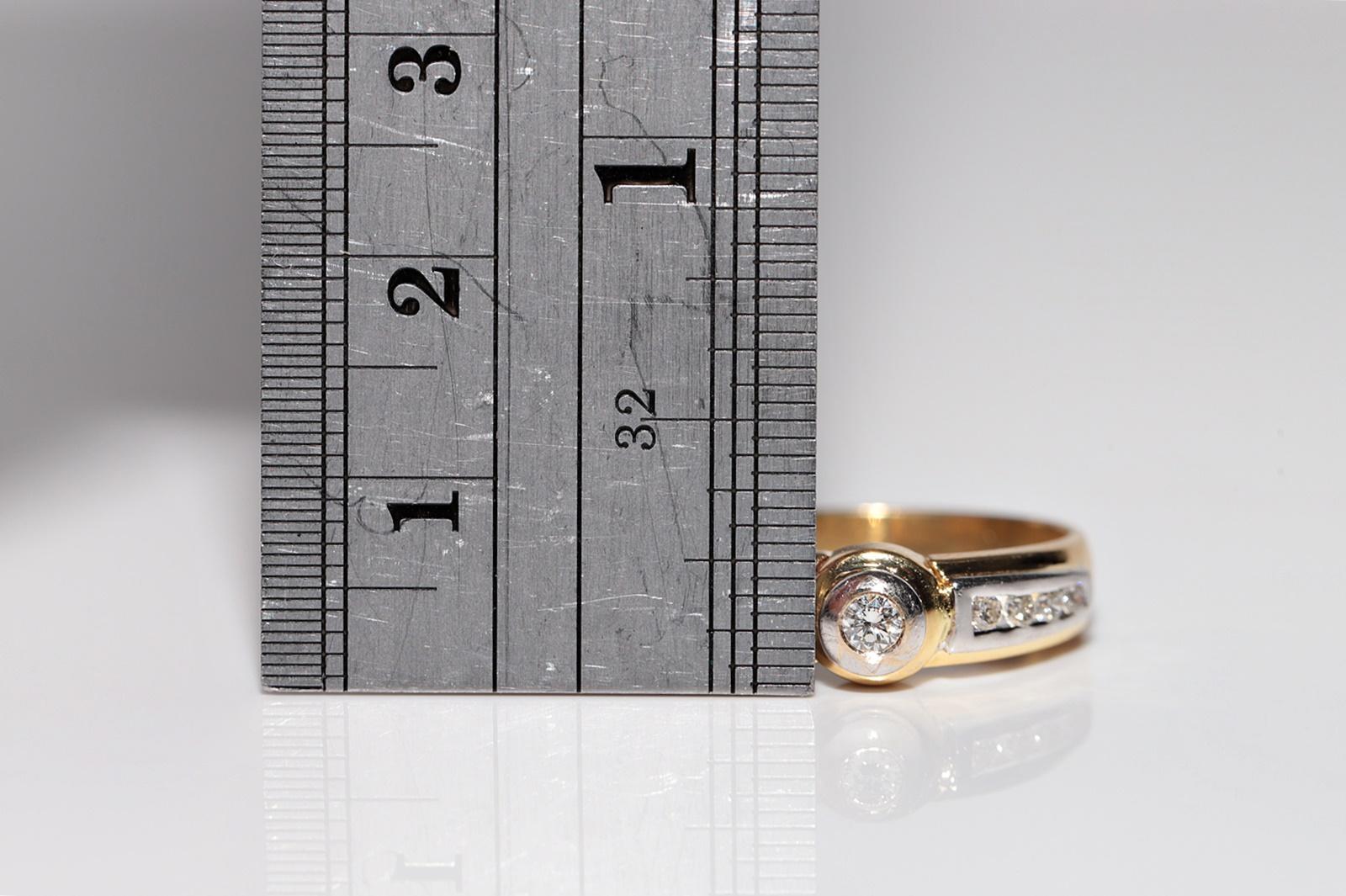 Vintage Circa 1980er Jahre 18k Gold Natürlicher Diamant Dekorierter Ring mit natürlichem Diamant im Angebot 5