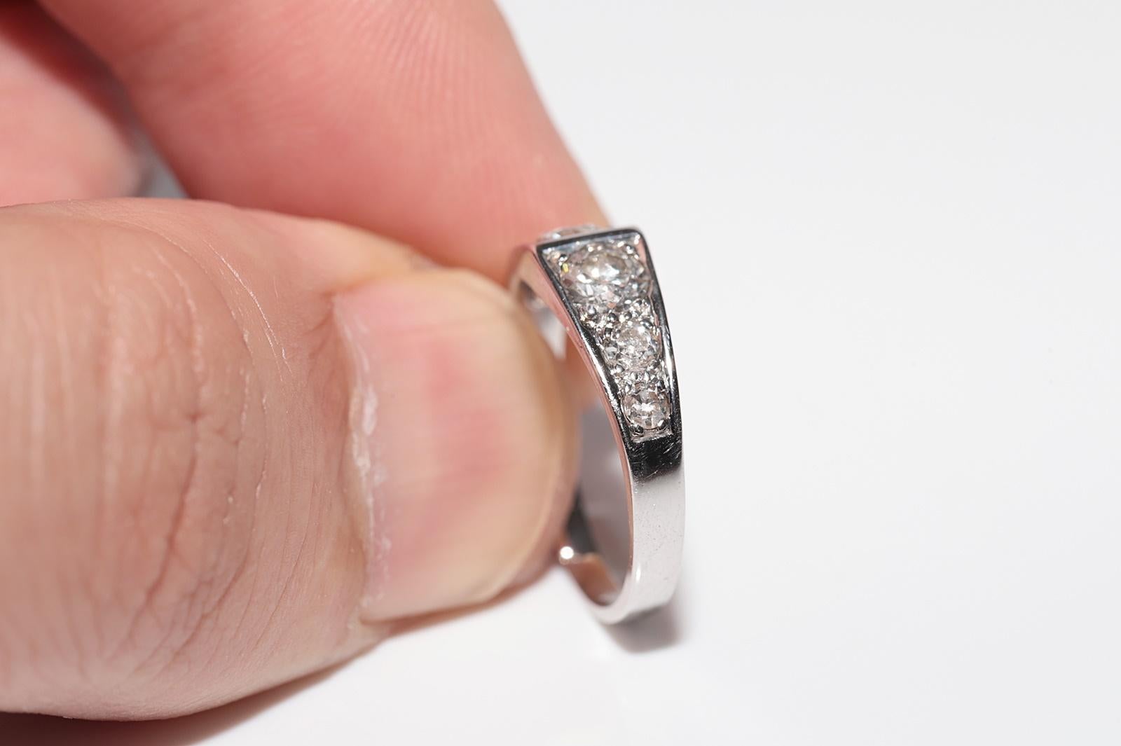 Vintage Circa 1980er Jahre 18k Gold Natürlicher Diamant Dekorierter Ring mit natürlichem Diamant im Angebot 6