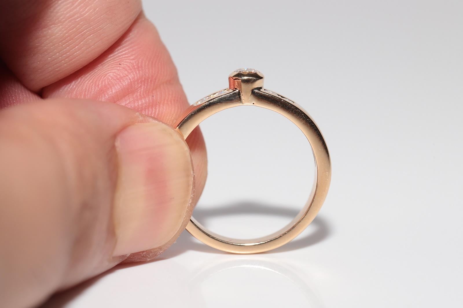 Anello a fascia decorato con diamanti naturali in oro 18 carati, CIRCA GLI ANNI 80 in vendita 6