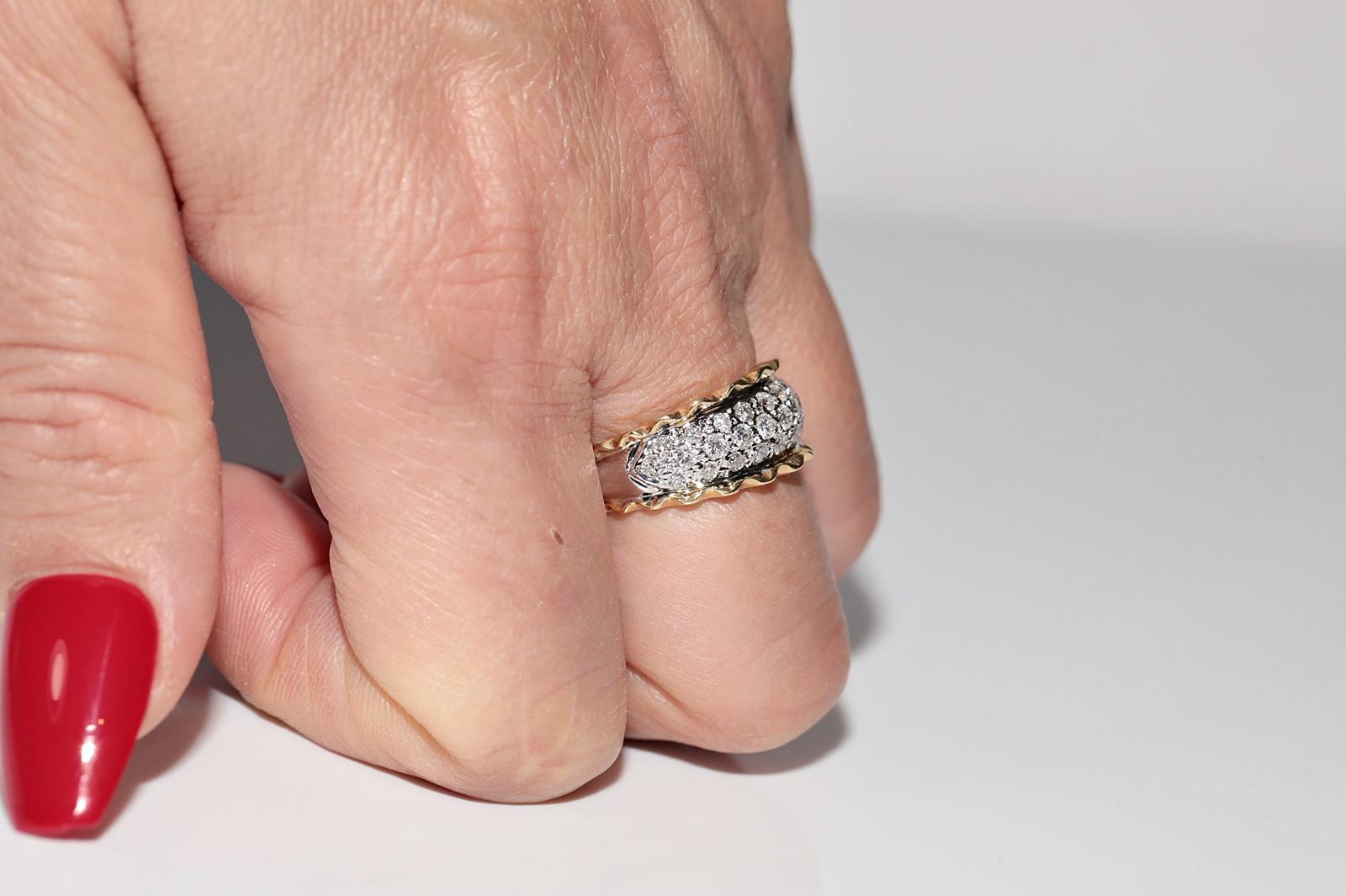 Anello a fascia decorato con diamanti naturali in oro 18 carati, CIRCA GLI ANNI 80 in vendita 8