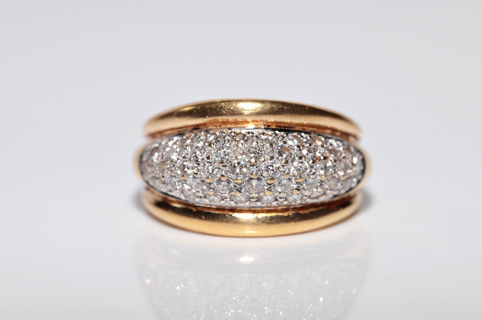 Anillo Vintage Circa 1980s Oro 18k Decorado con Diamantes Naturales Retro en venta
