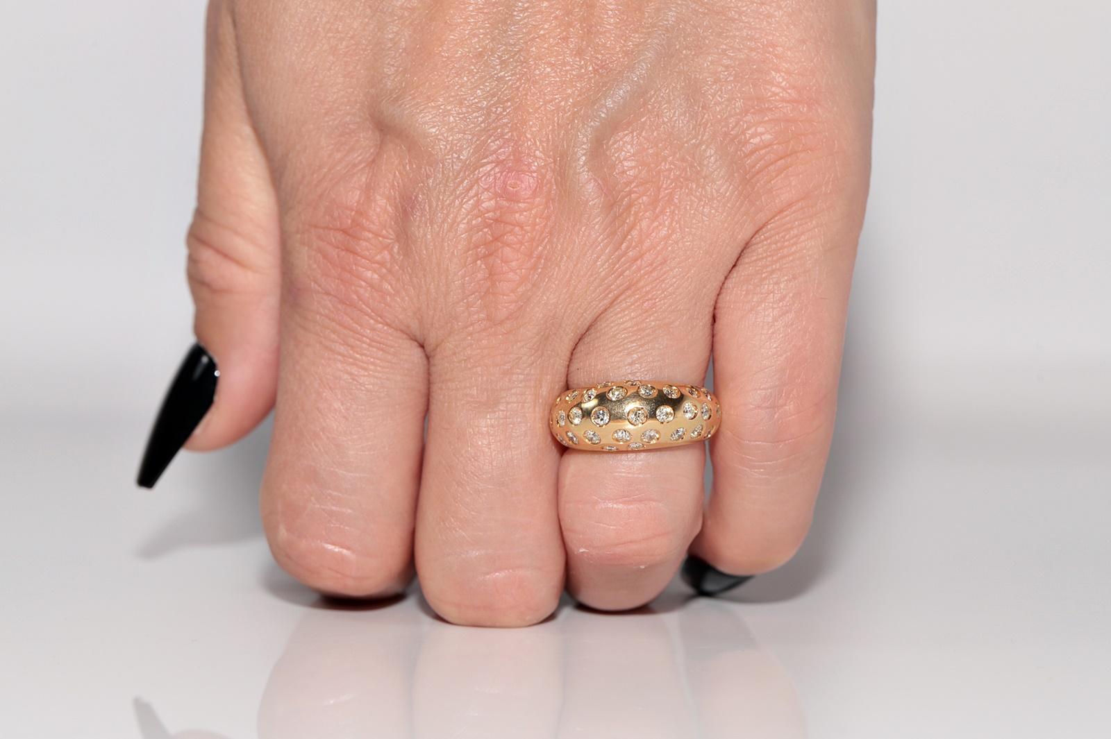 Rétro Anello a fascia decorato con diamanti naturali in oro 18 carati, CIRCA GLI ANNI 80 in vendita