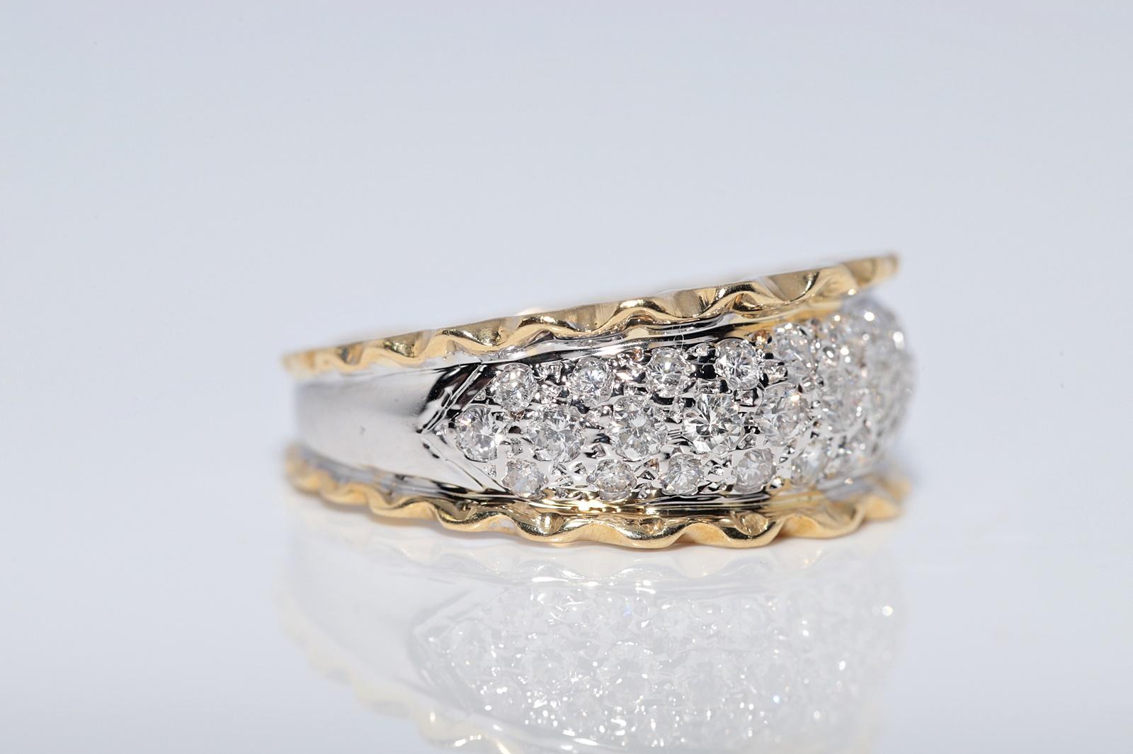 Anello a fascia decorato con diamanti naturali in oro 18 carati, CIRCA GLI ANNI 80 In condizioni buone in vendita a Fatih/İstanbul, 34