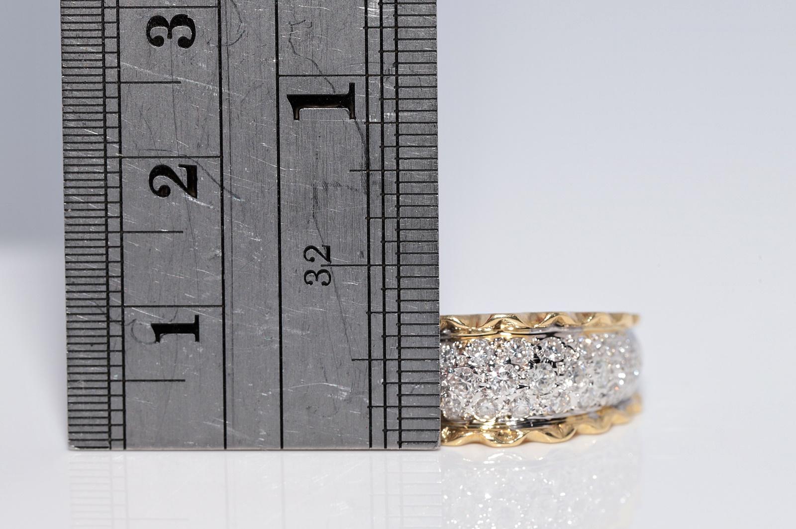 Anello a fascia decorato con diamanti naturali in oro 18 carati, CIRCA GLI ANNI 80 in vendita 1