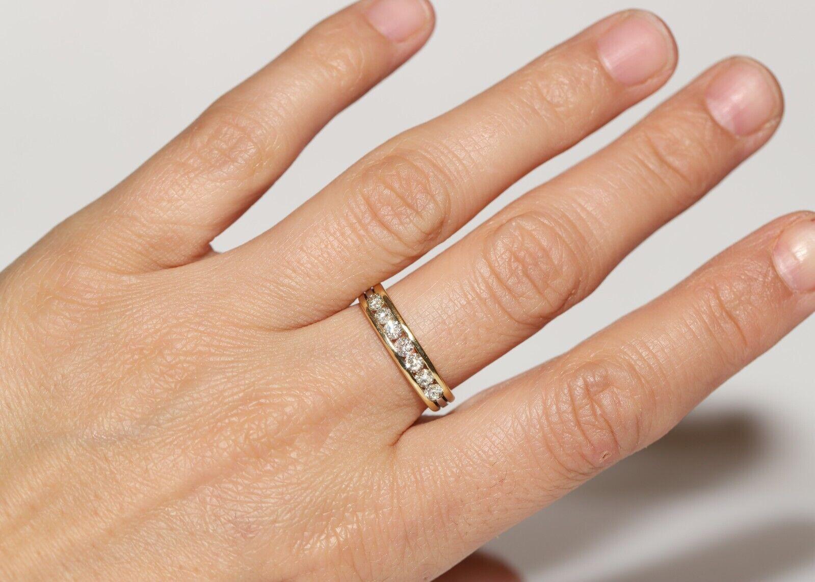 Anello a fascia decorato con diamanti naturali in oro 18 carati, CIRCA GLI ANNI 80 in vendita 2