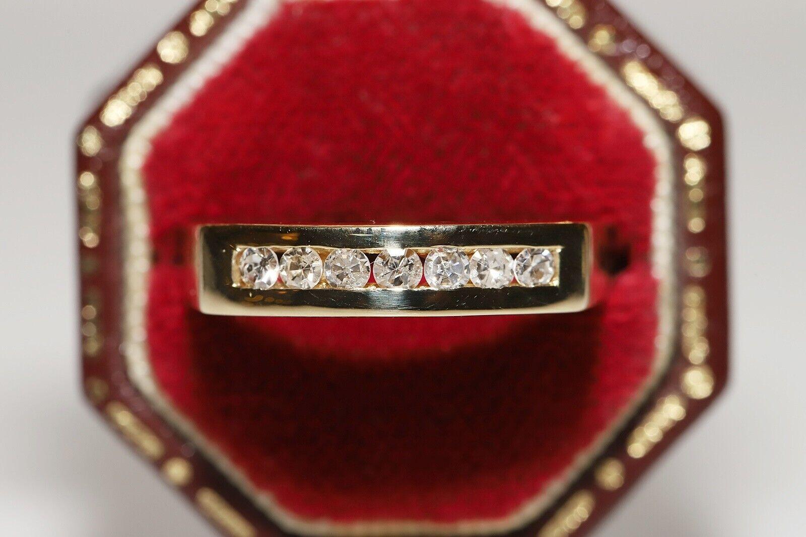 Vintage Circa 1980er Jahre 18k Gold Natürlicher Diamant Dekorierter Ring mit natürlichem Diamant im Angebot 3