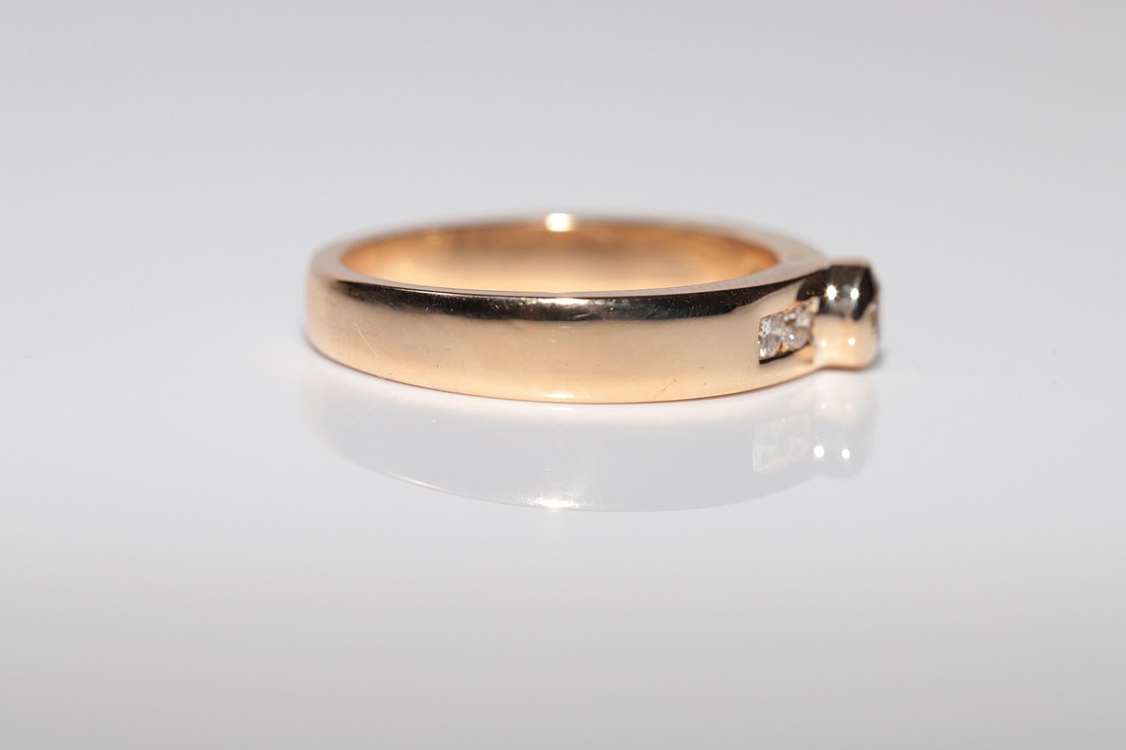 Anello a fascia decorato con diamanti naturali in oro 18 carati, CIRCA GLI ANNI 80 in vendita 3