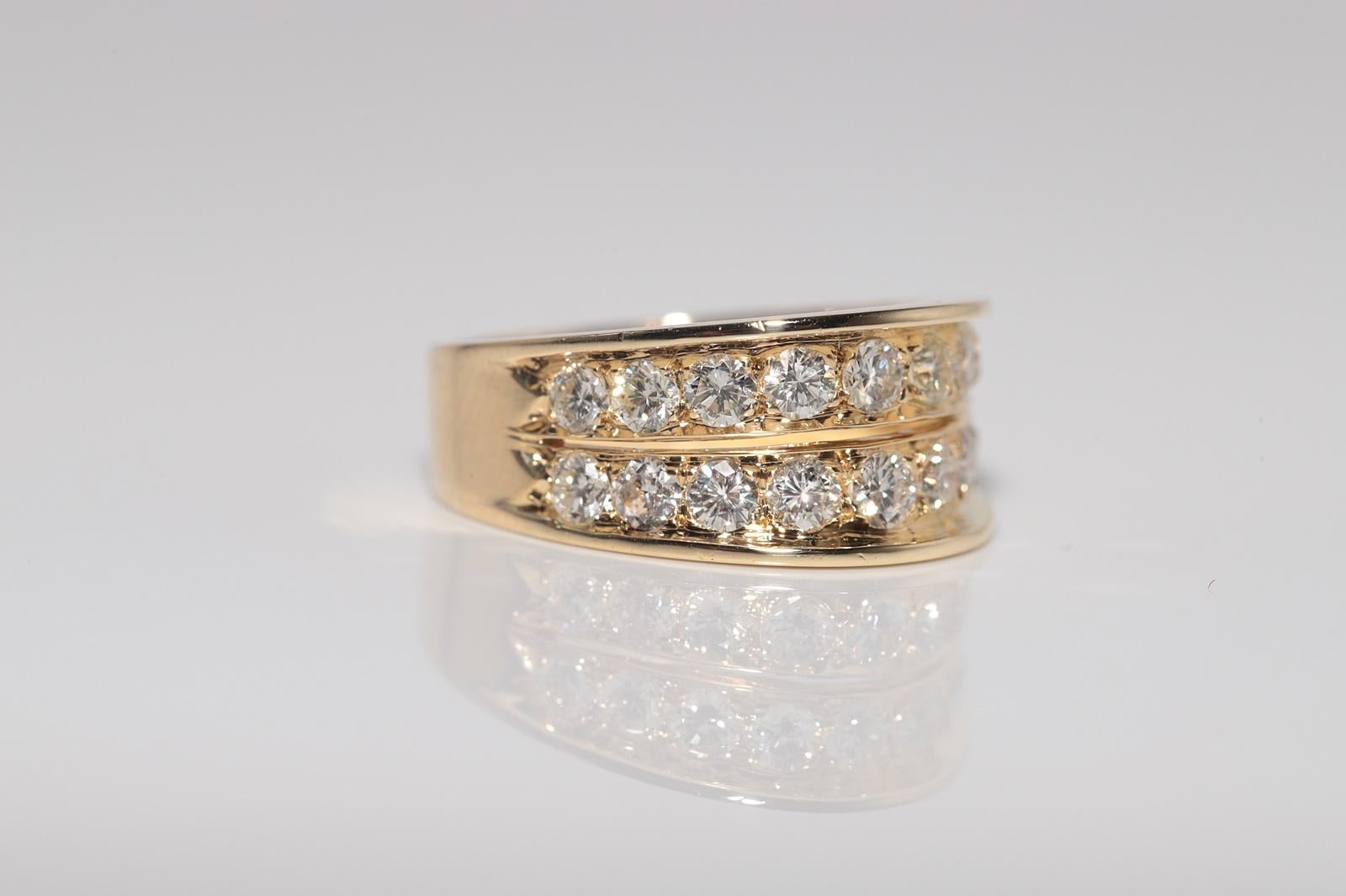 Anello a fascia decorato con diamanti naturali in oro 18 carati, CIRCA GLI ANNI 80 in vendita 3